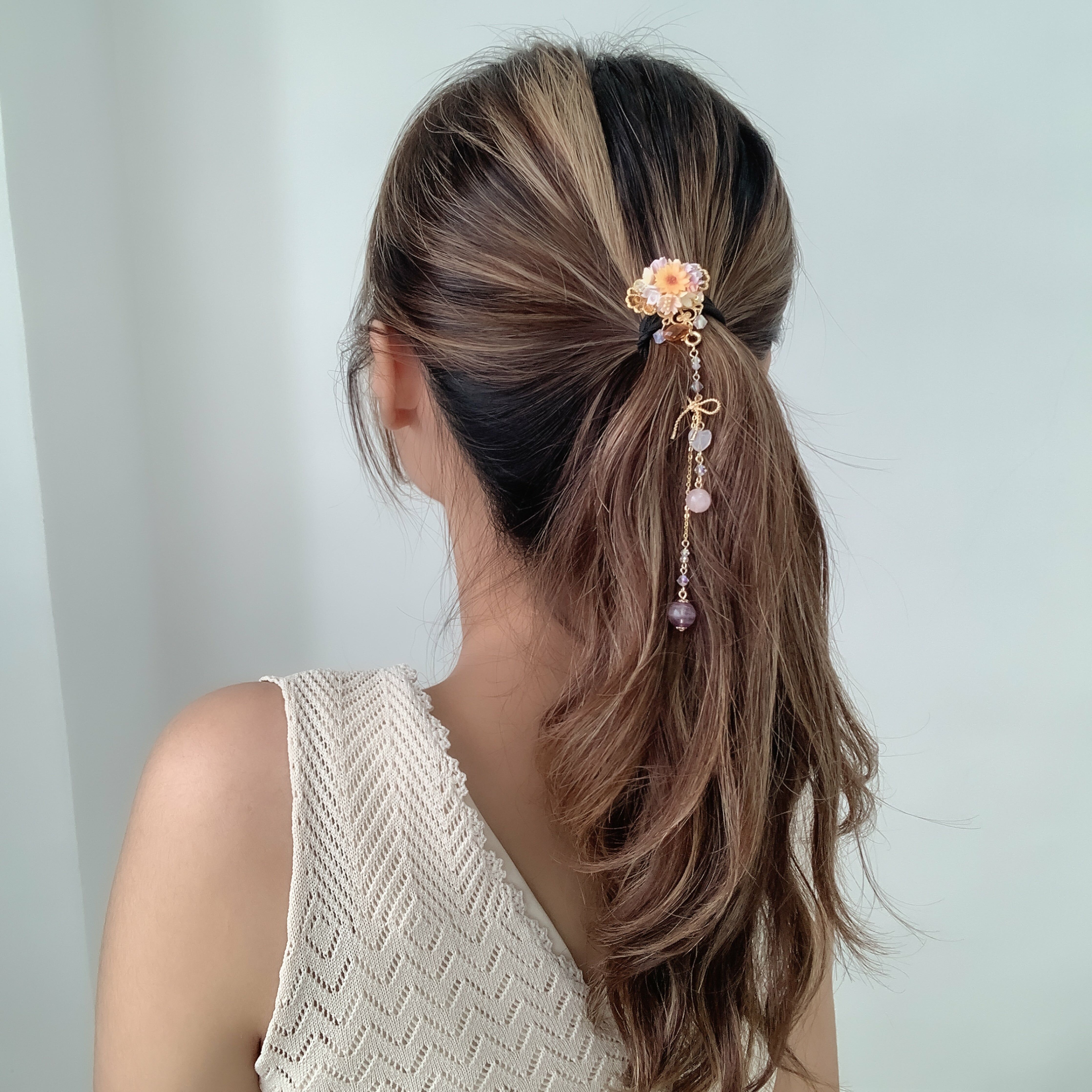 ⑥ “Hold Me Up, Tie Me Down” Floral Rubber Band (7 Designs)