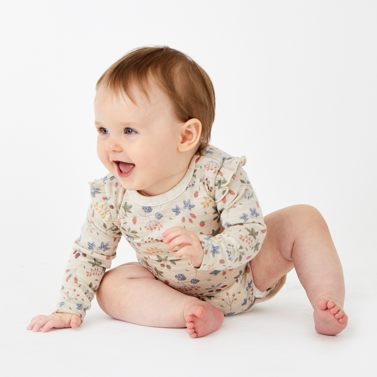 〖 Hust & Claire 〗米色莓果羊毛包屁衣