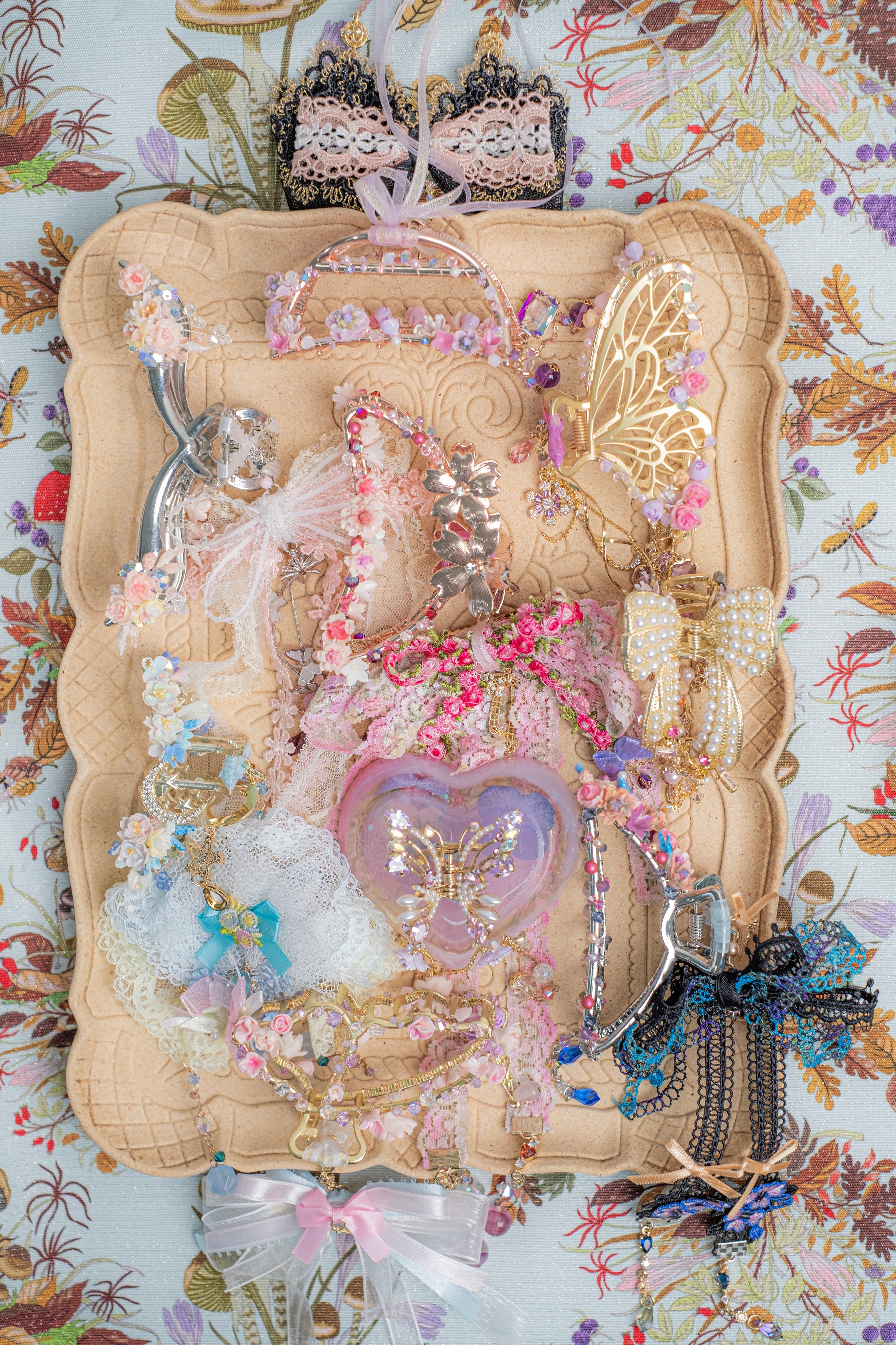 ⑩ Garden Girl Lace Ribbon Claw Clip (9 Designs)