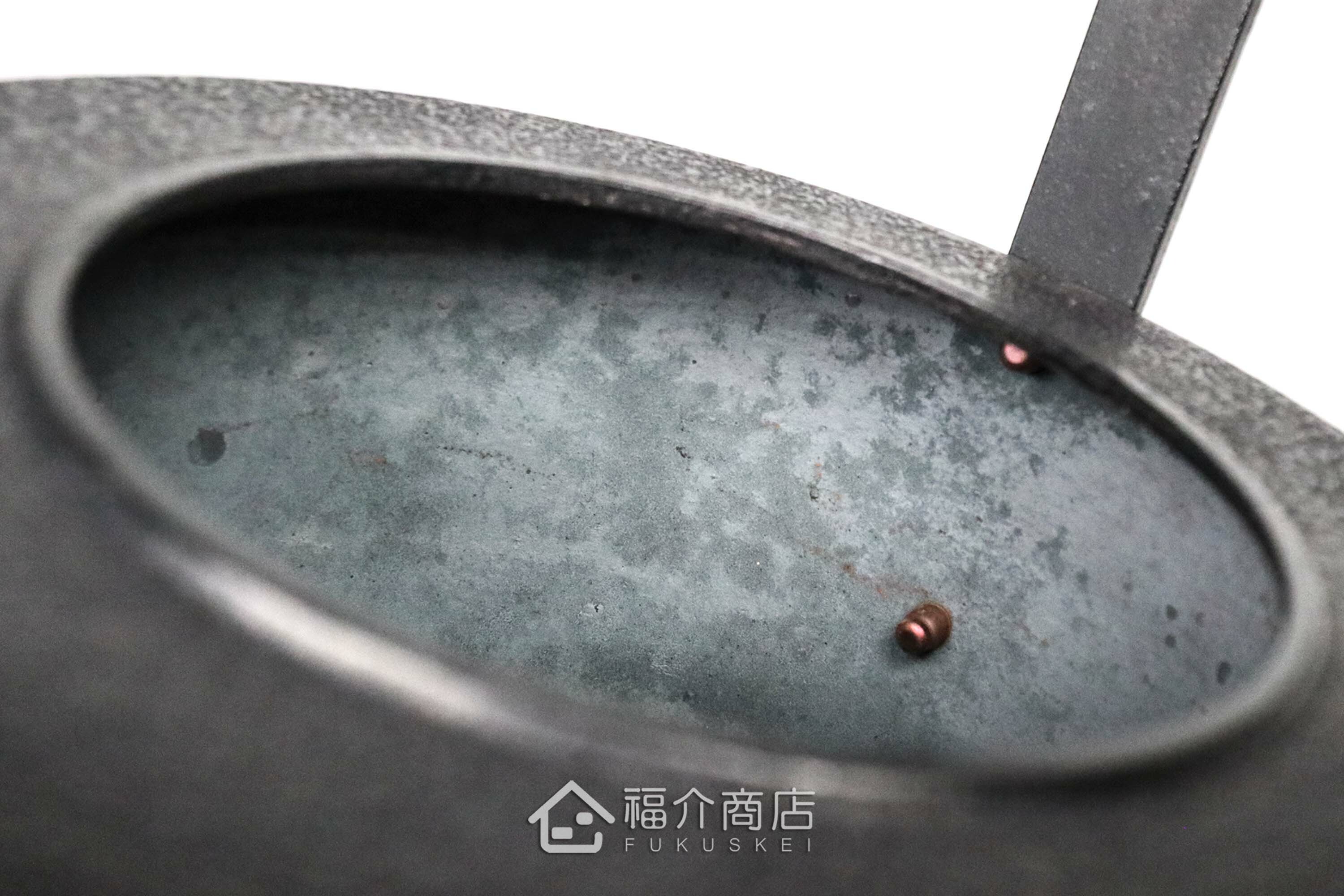 薰山工房所製作煮水泡茶用的鐵壺