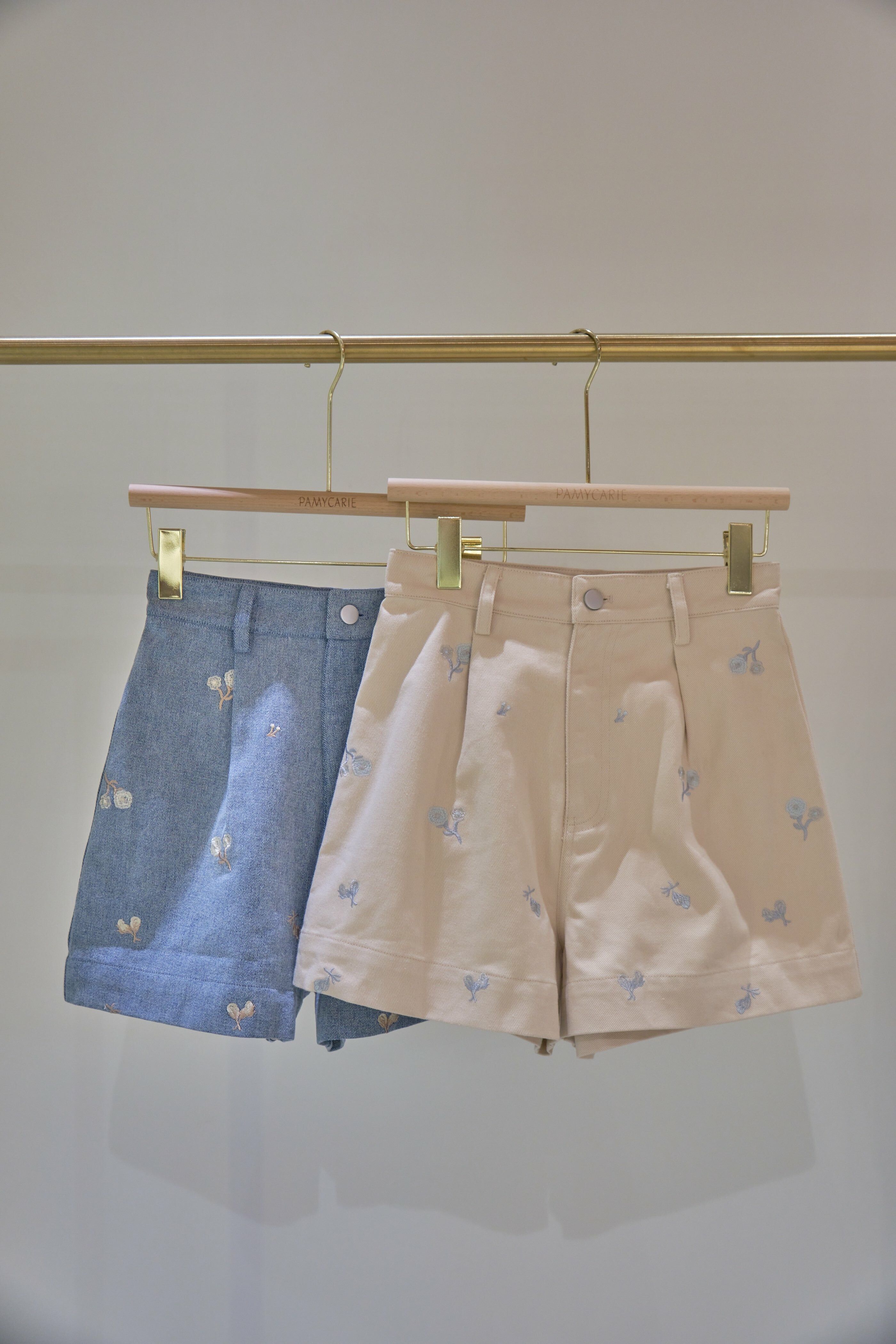Embroidered Floral High Waisted Denim Shorts (Blue/Beige)