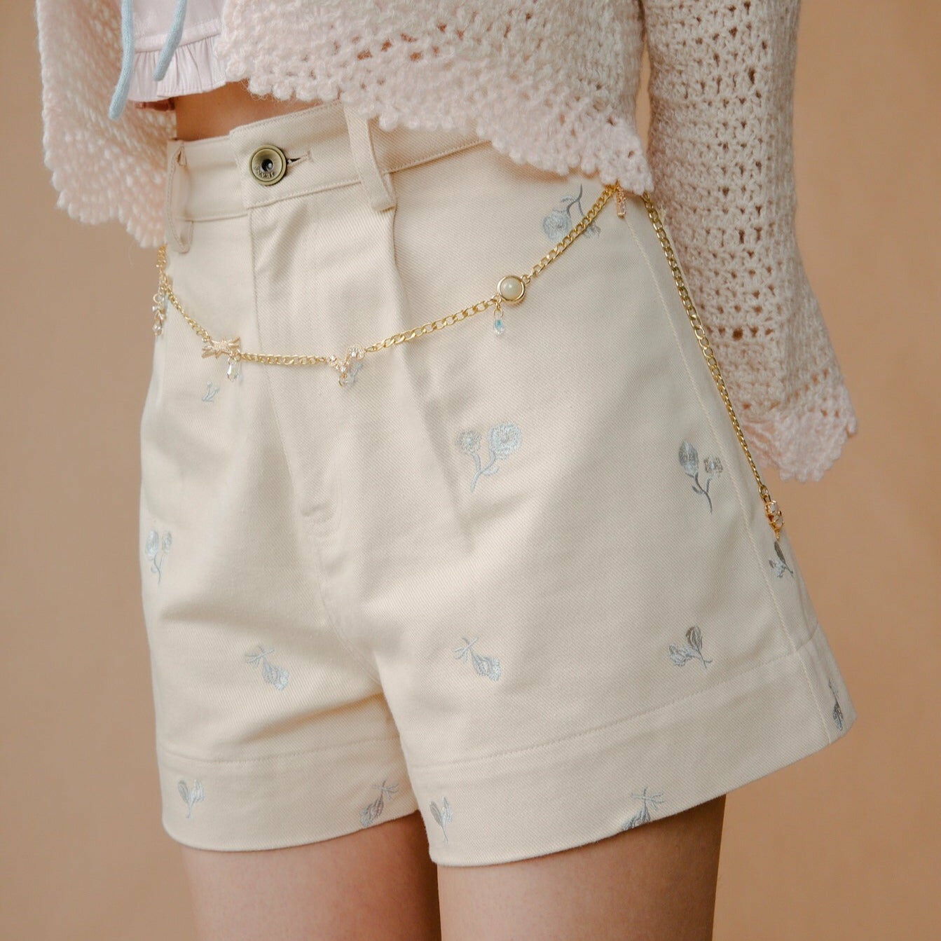 Embroidered Floral High Waisted Denim Shorts (Blue/Beige)