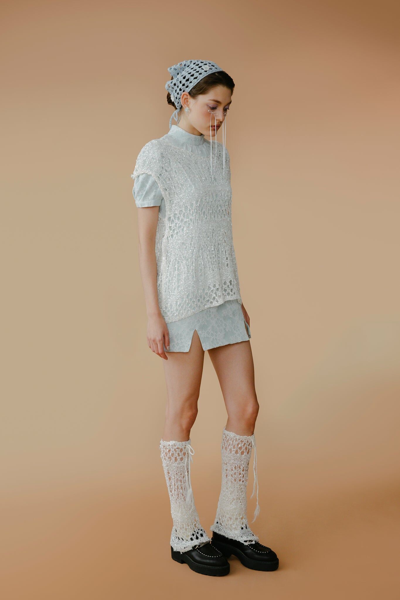 Hand-knitted Oversize Vest with Drawstring Ribbon (White/Purple/Lake)