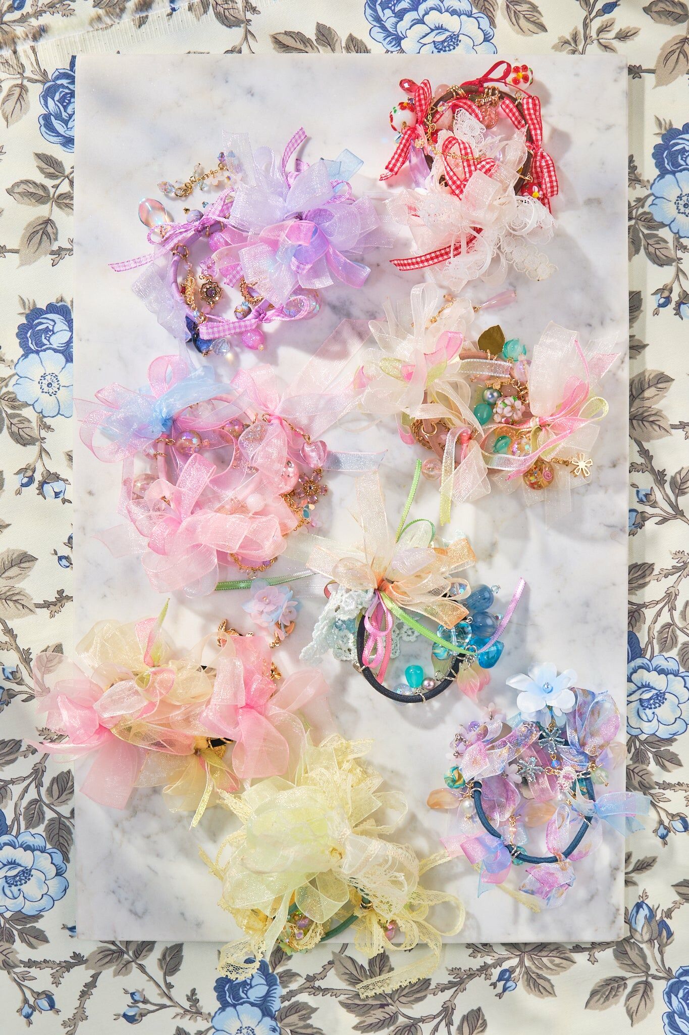 ⑧ Rainbow Charm Scrunchies/Bracelet (10 Designs)