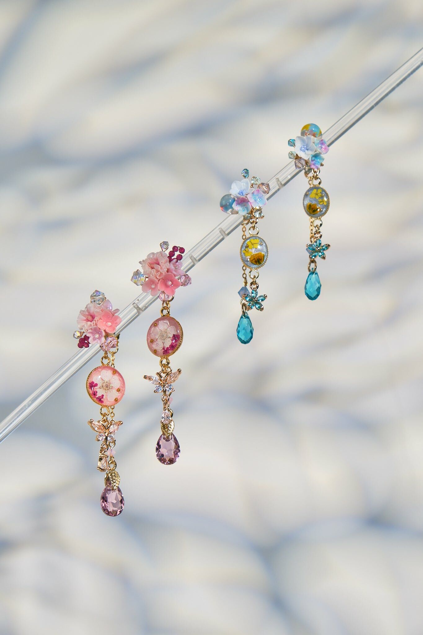 ⑧ 4-in-1 Floral Frame Earrings (4 Designs)