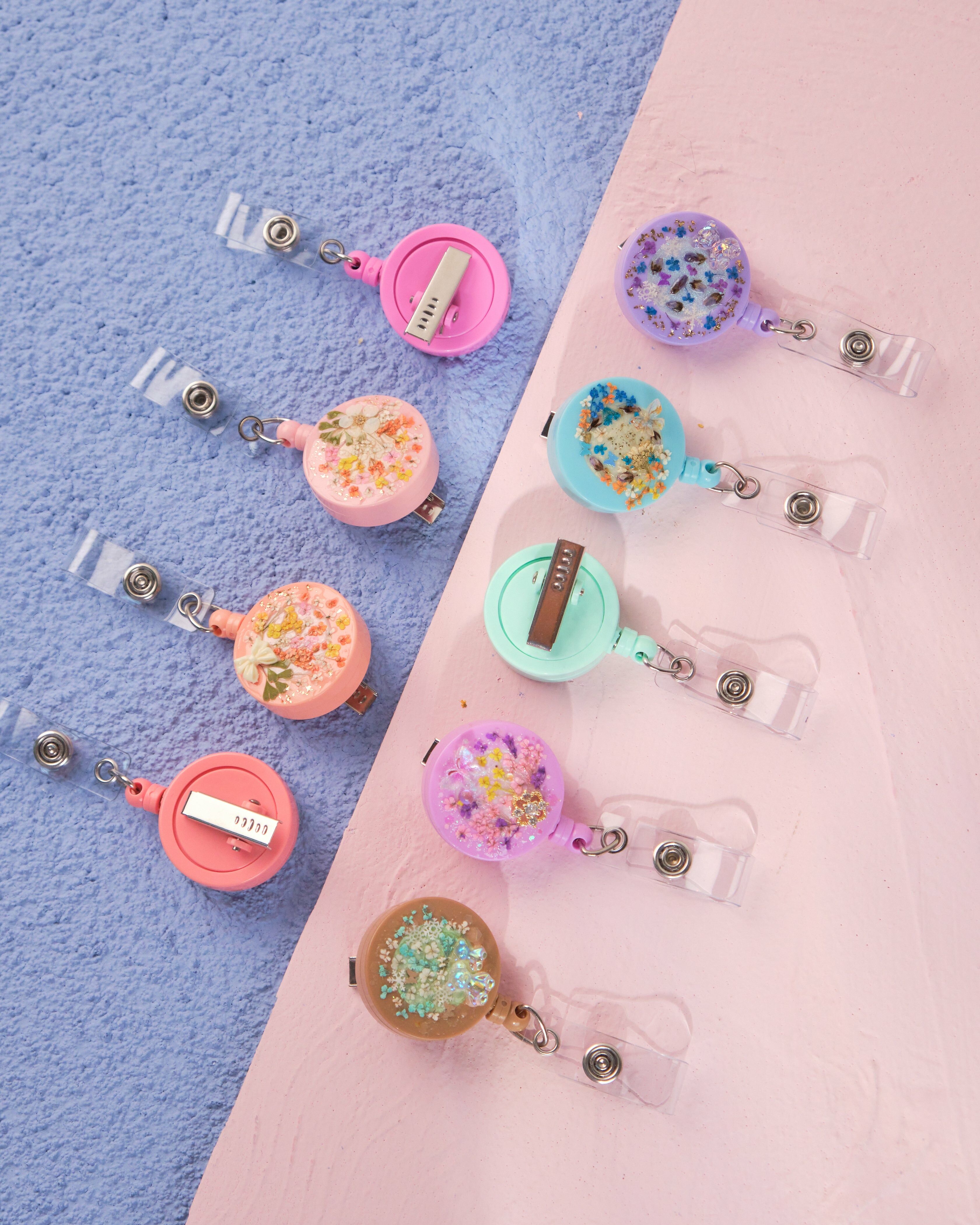 ⑩ Make Your Uniform Pretty! Retractable Card Holder Reel (9 Designs)