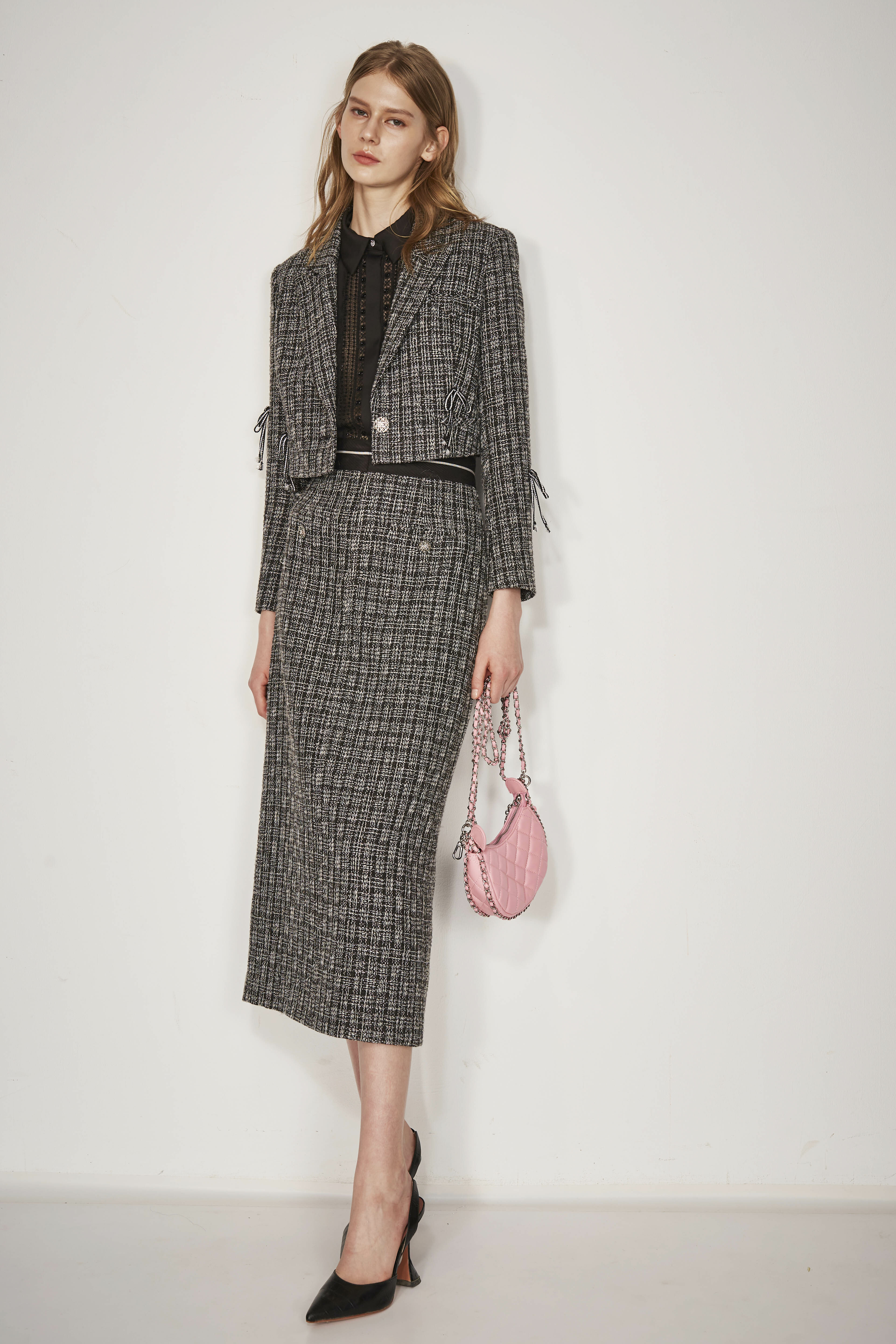 BC15118A1 緞面蕾絲鑲嵌宮廷貴族襯衫