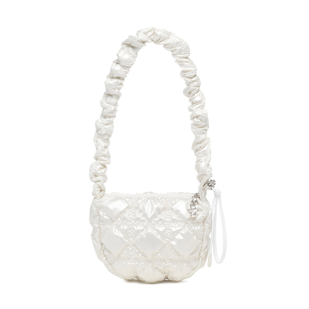 Carlyn Poing Glow Bag