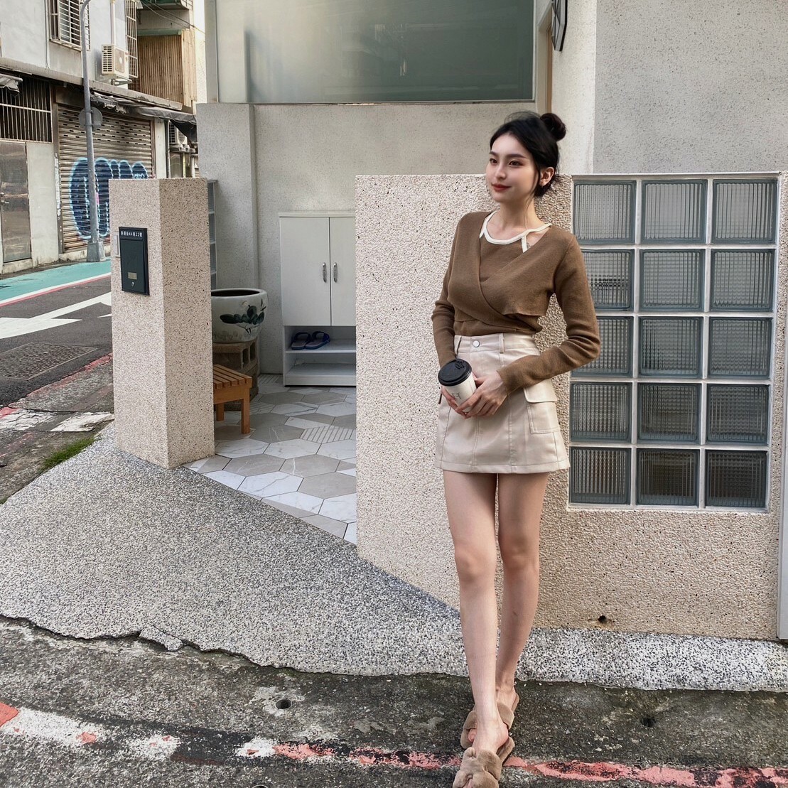 溫柔滾邊穿綁針織上衣/三色