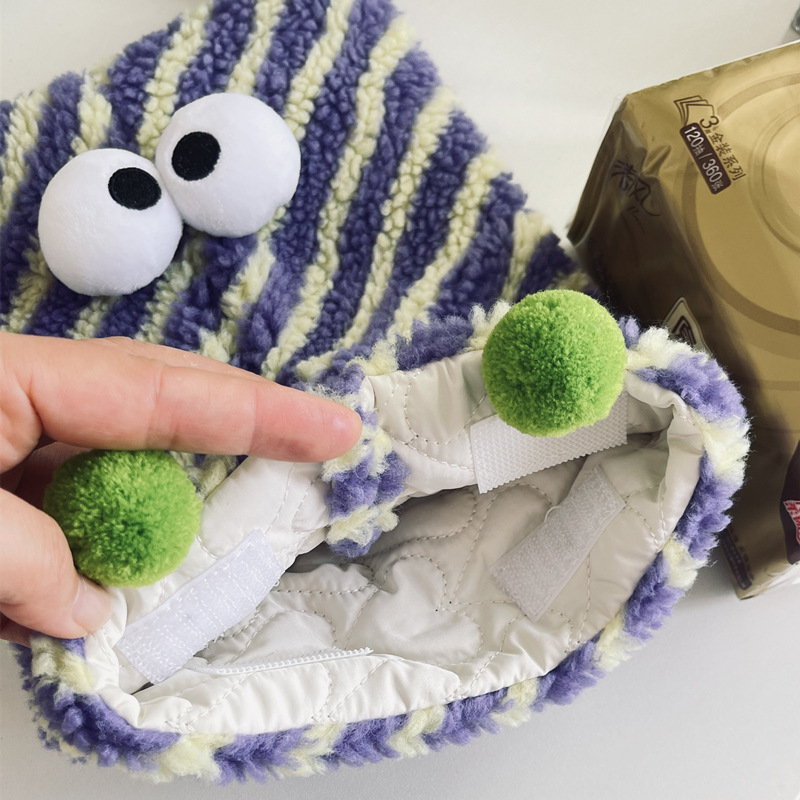 《3218》斜條紋大眼毛絨掛式面紙套