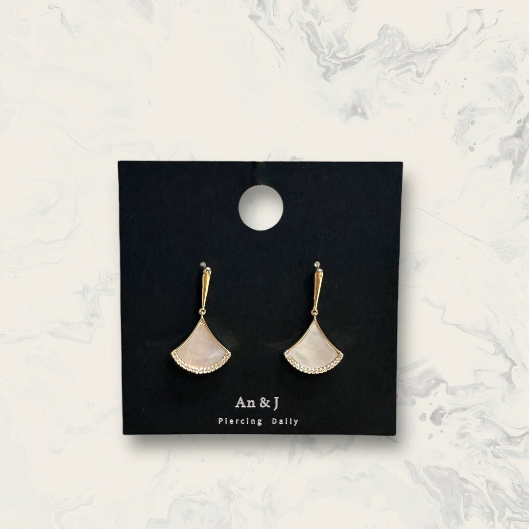 韓國直送-銀針 金長水滴吊金邊貝殼面扇形下線鋯 鍍14K