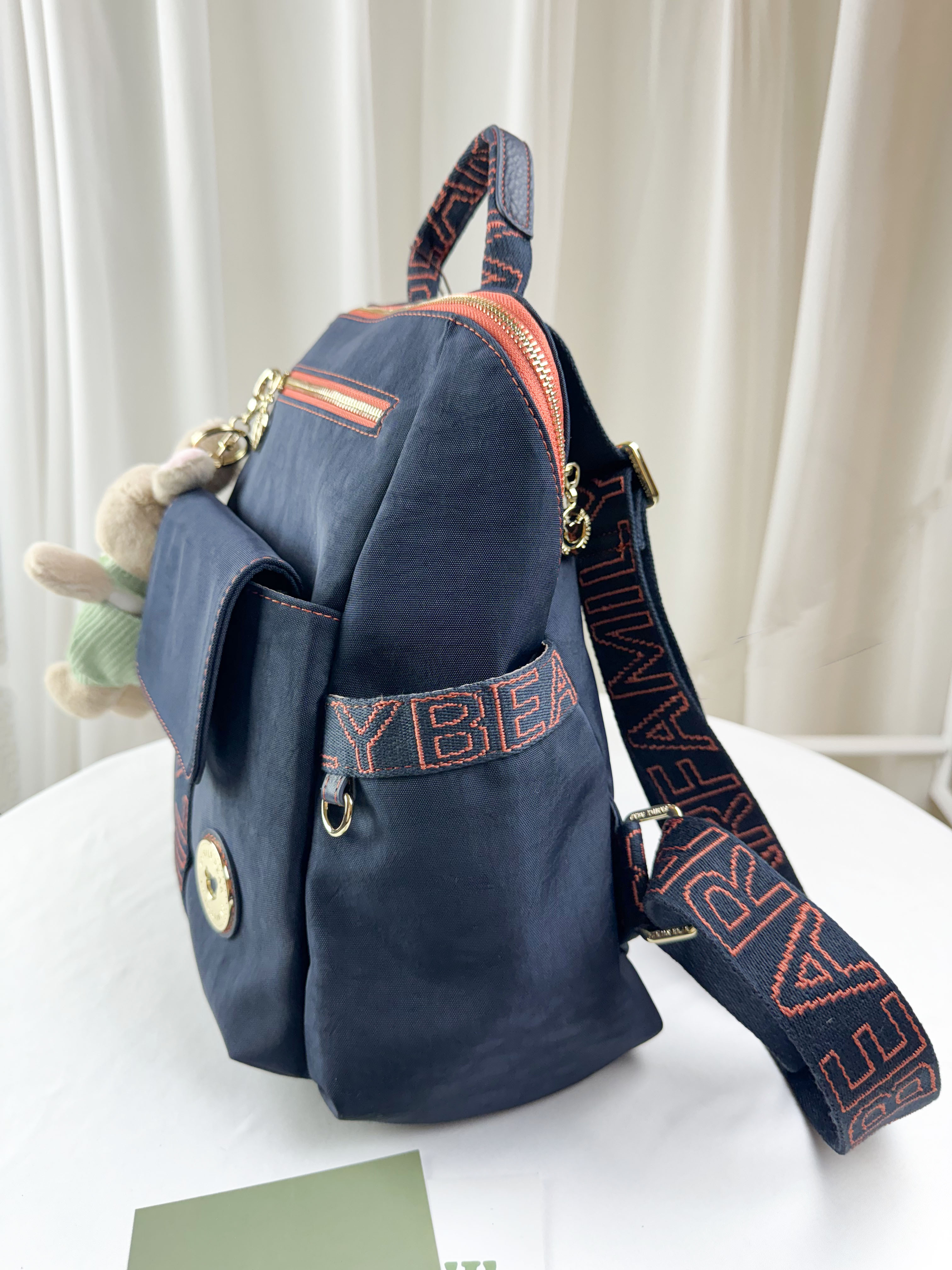 FamilyBear 藍橙織帶防潑水後背包  附兔兔吊飾 #2854