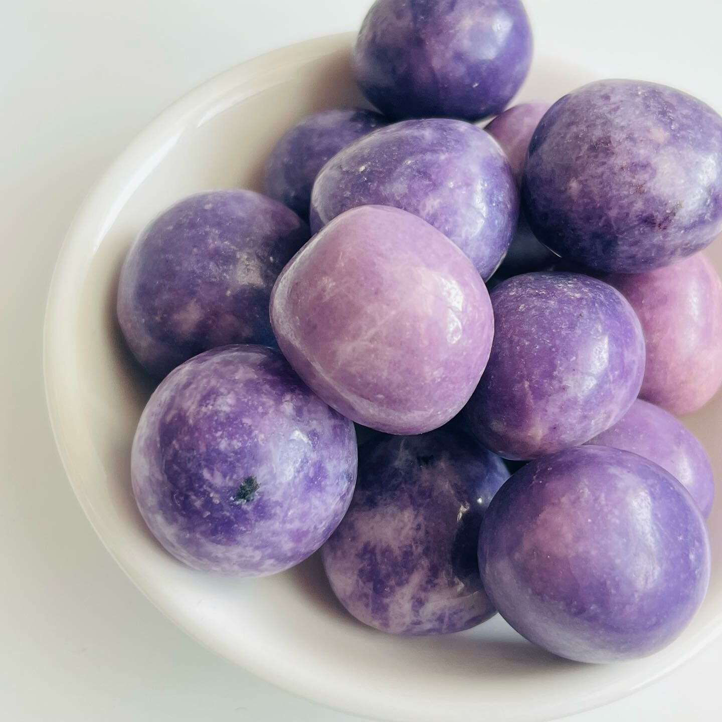 [原石] 紫雲母 水晶滾石