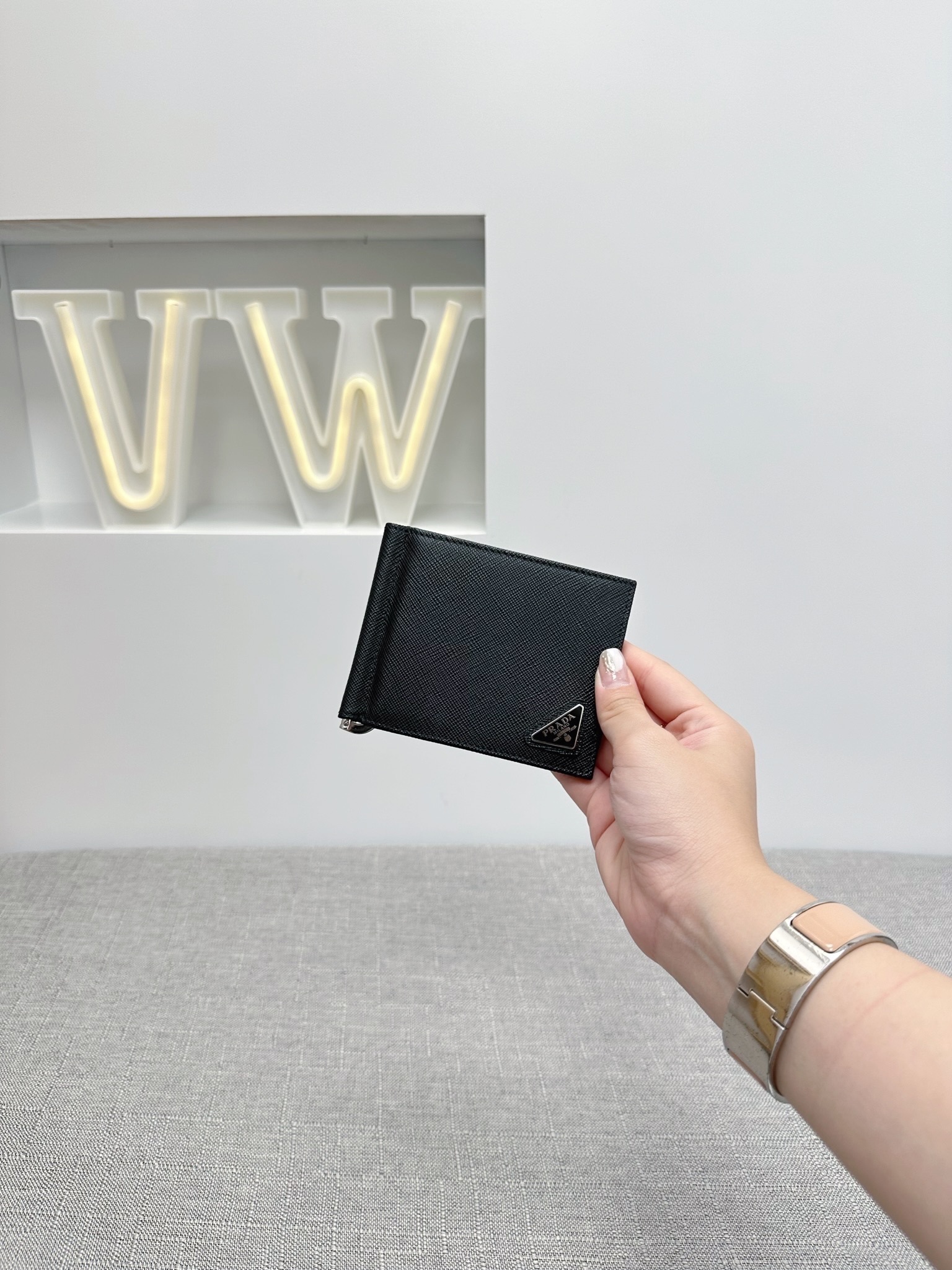 【人気/関税/送料込み】 Prada Saffiano Leather Money Clip Car Prada - Saffiano Leather Wallet With Money Clip | HBX