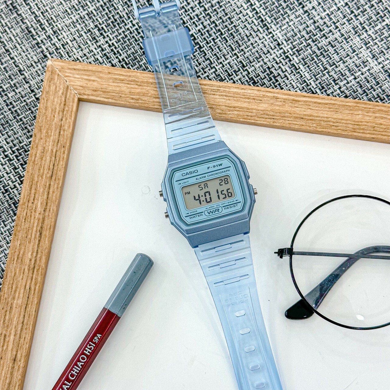 【CASIO 卡西歐】果凍半透明配色電子錶 F-91WS-2D 35.2mm 現代鐘錶