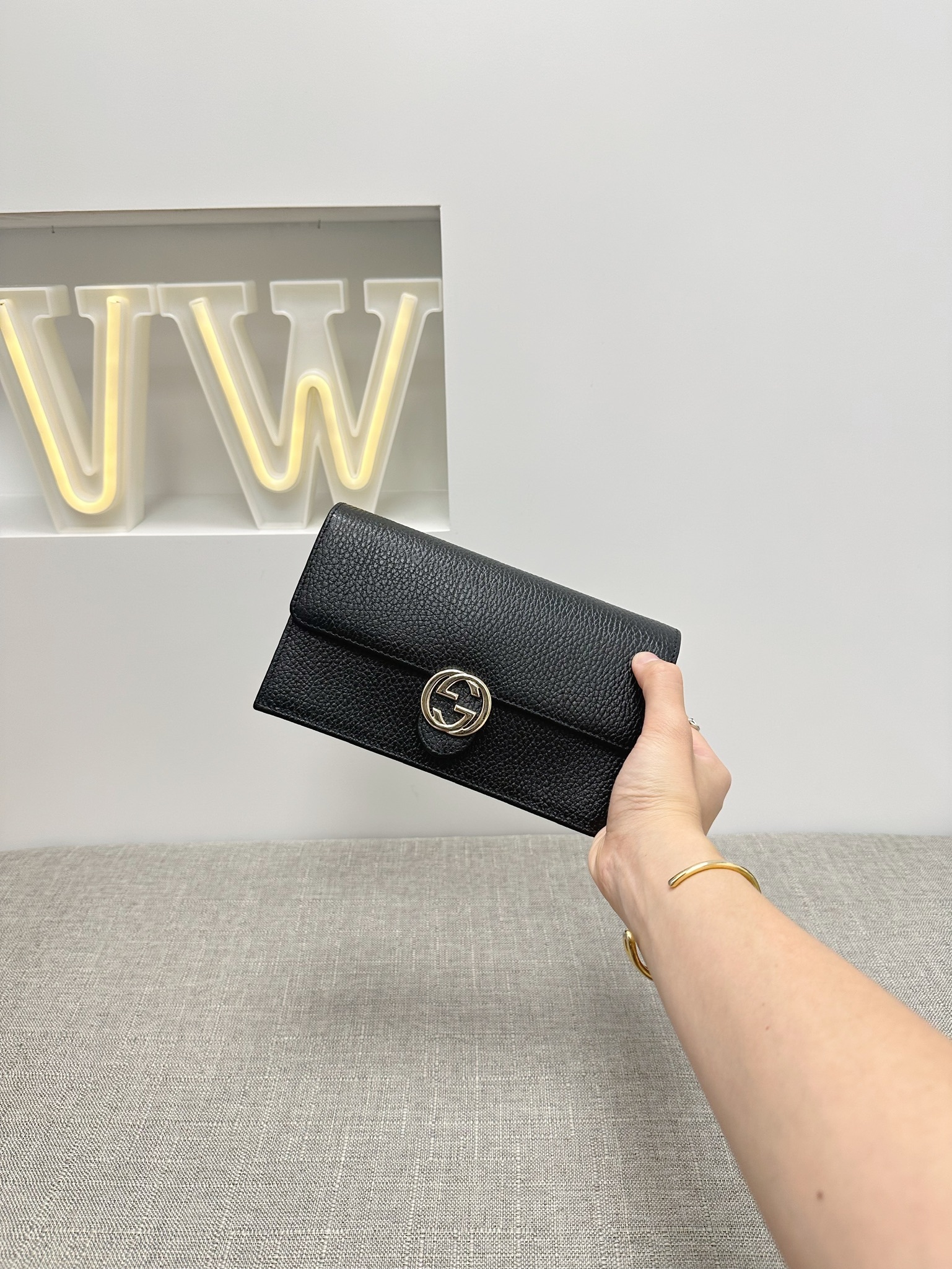 Outlet Gucci Interlocking Chain Wallet