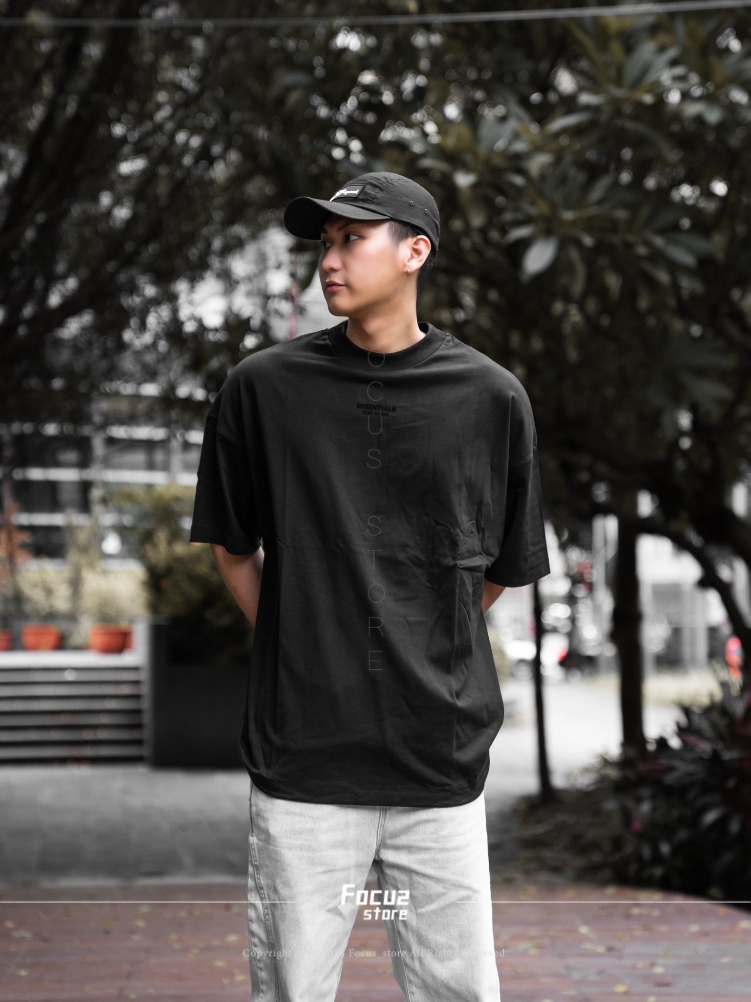 【ESSENTIALS】Essentials Tee/Jet Black(125BT232000F) 1_1f08ac8b-8a57-4e95-9874-