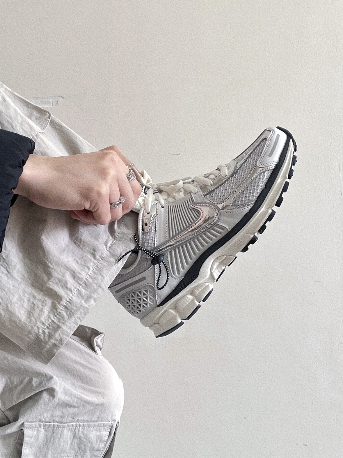Nike Zoom Vomero 5 Dust and Metallic Silver 科技銀 未來 白銀 金屬 V2K 慢跑鞋 FD0884025