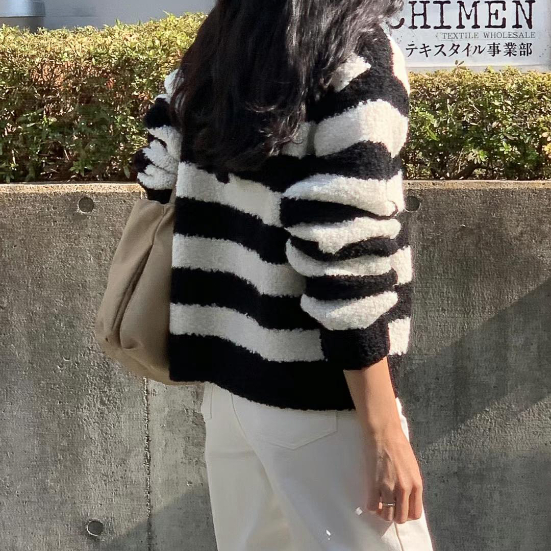 G18 QQ條紋羊毛針織(黑)