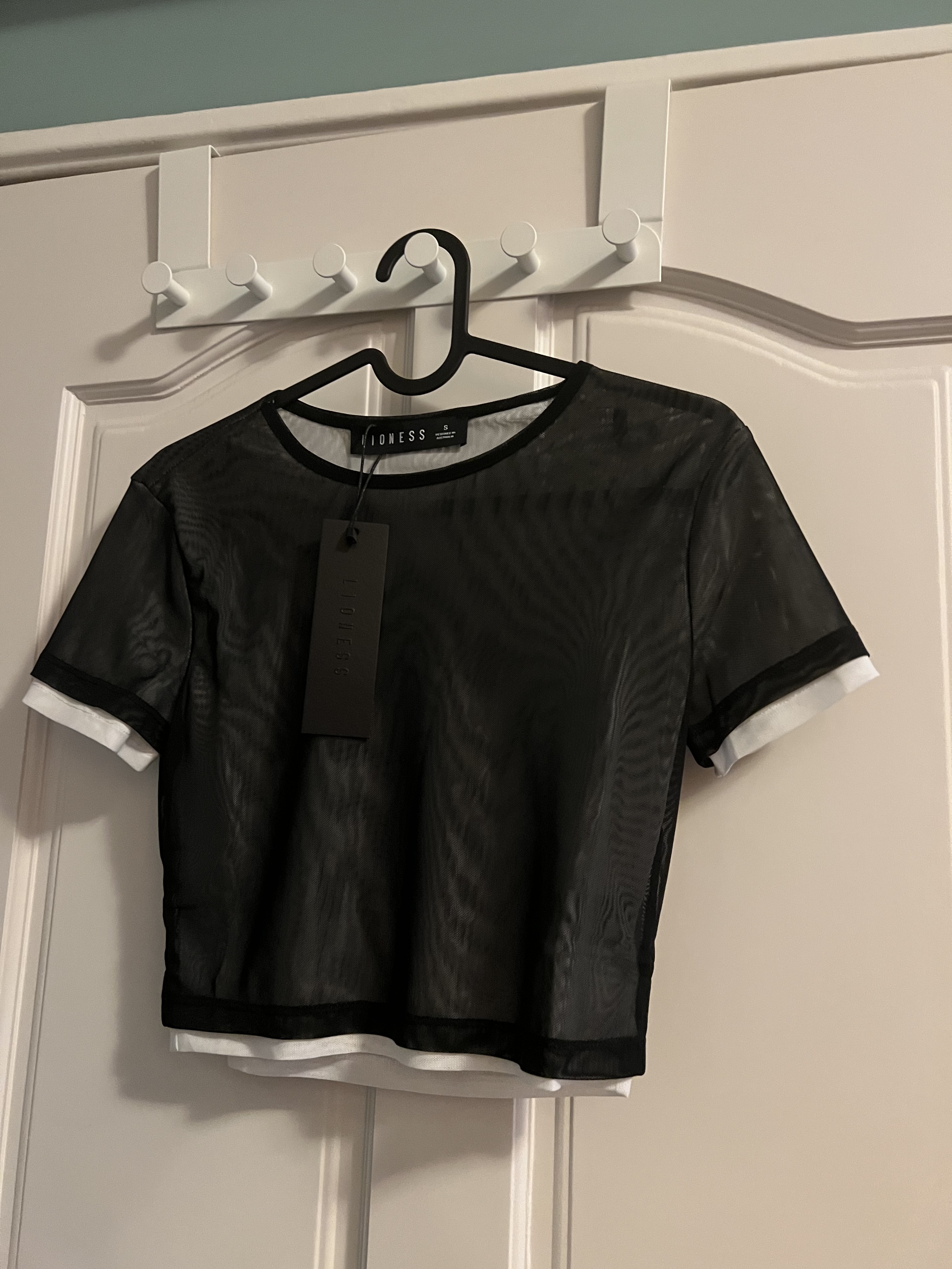 LIONESS 雙層紗短版短袖上衣TRUE ROMANCE CROP