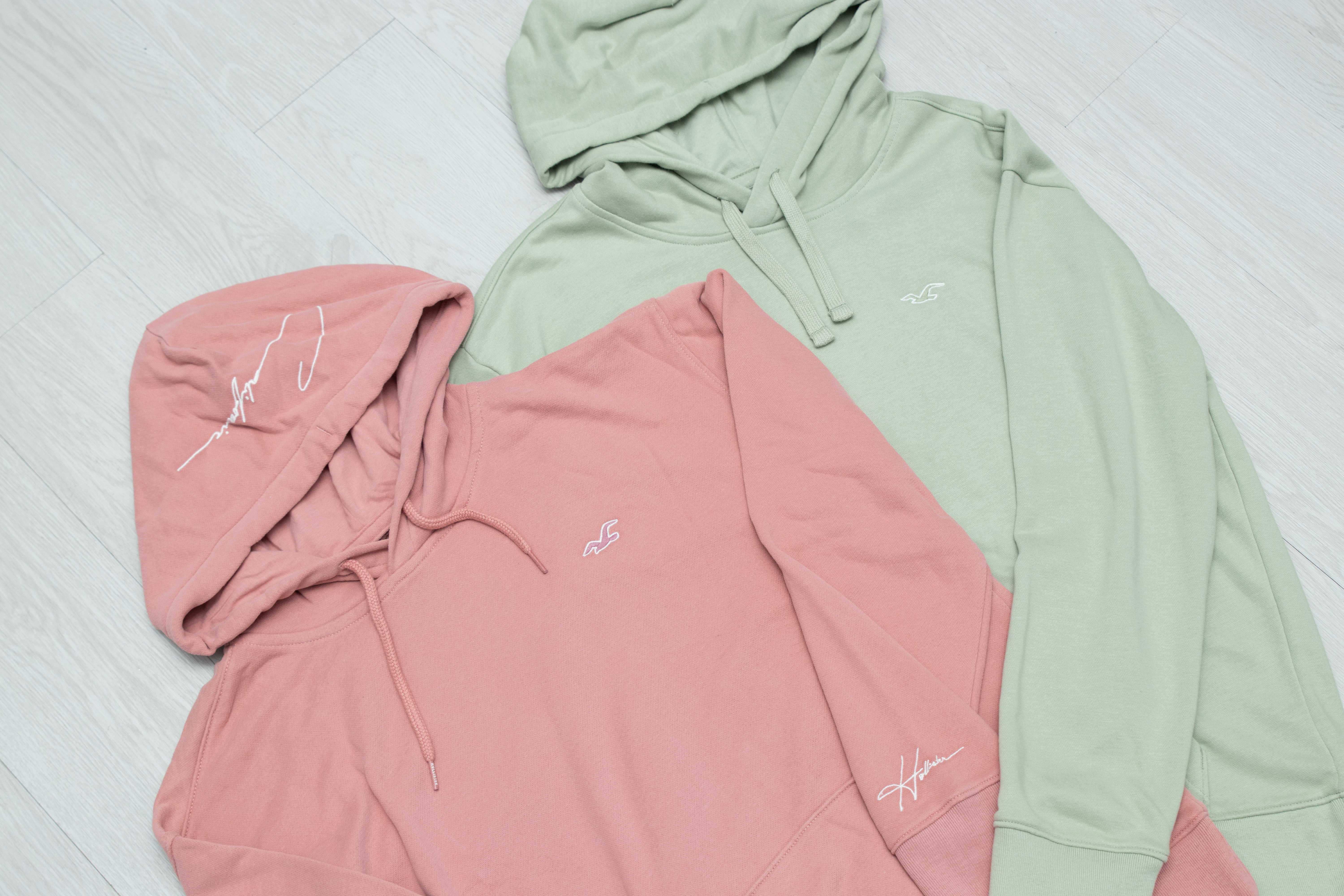 【現貨】Hollister Small Logo Hoodie-Men