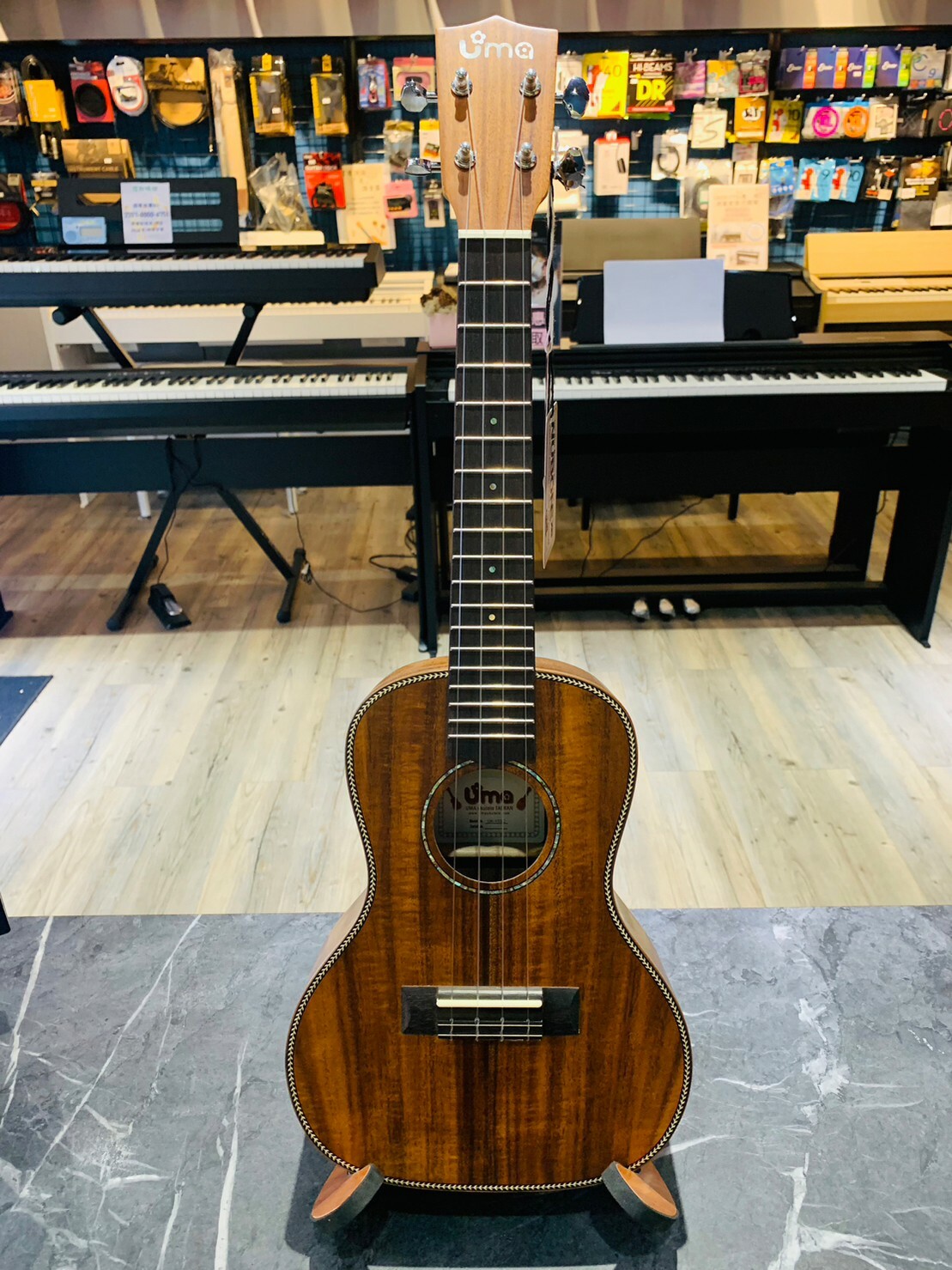 Uma UK15SC 23吋 相思木面單烏克麗麗