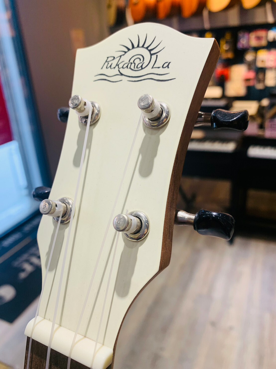 Pukanala PU-CUC-W 沙比利木 23吋 奶油白 烏克麗麗 【宛伶樂器】