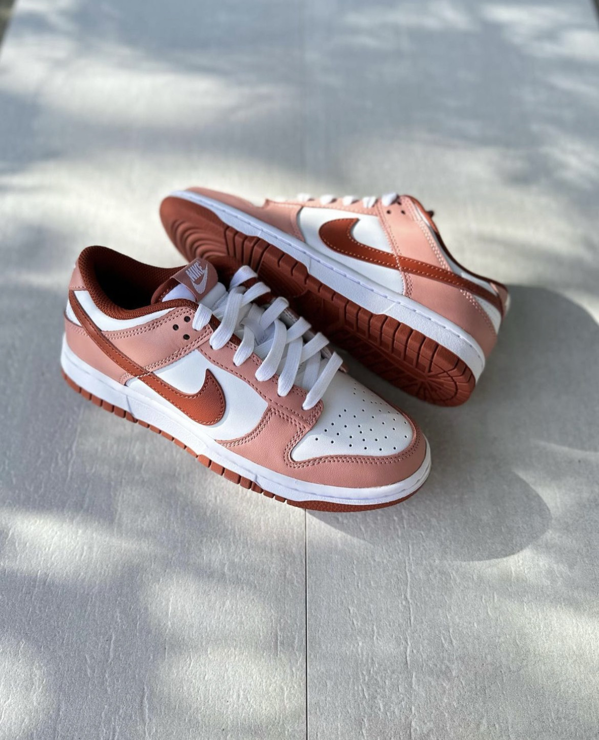 Nike Dunk Low Red Stardust 星塵紅 女款