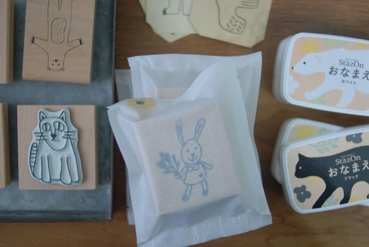 EVAKAKU rabbit stamp