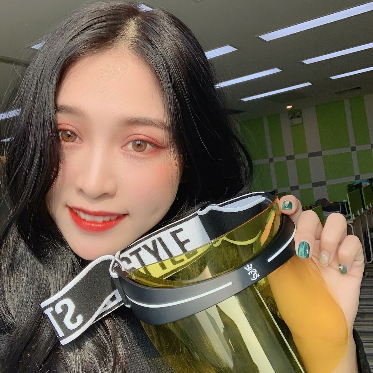 全城熱賣 - 韓國 25Y 鏡面連頭帶遮陽帽 (黃色)