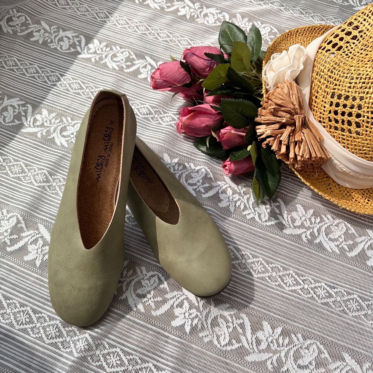 日本製柔軟舒適湖水綠色平底鞋