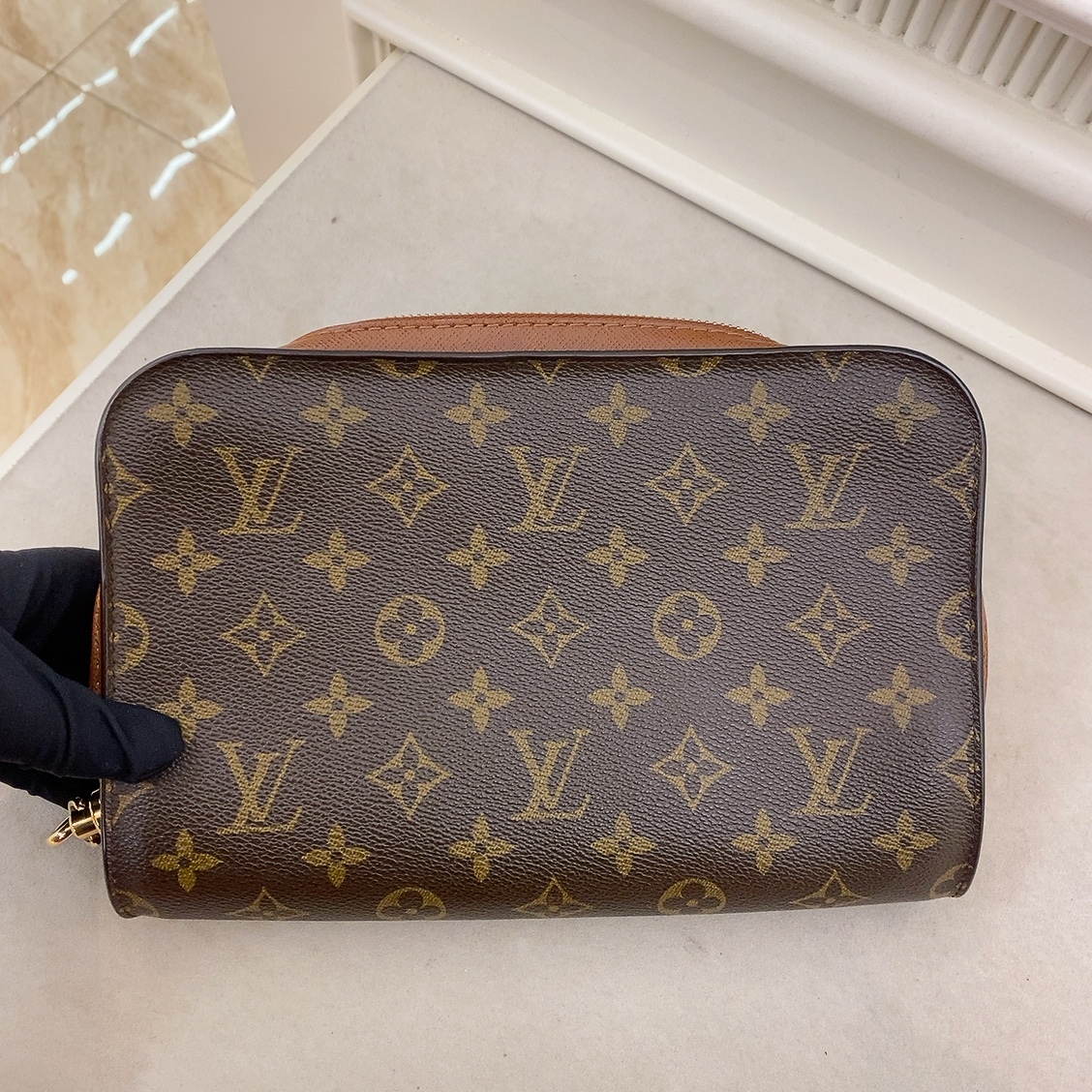 Louis Vuitton Classic Orsay Clutch Bag Pouchette w/ Wrist Strap