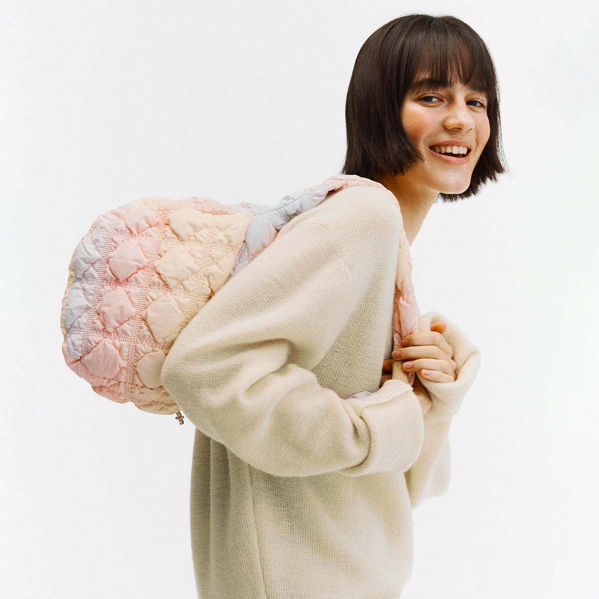 Carlyn Soft Cotton Candy Bag (M)