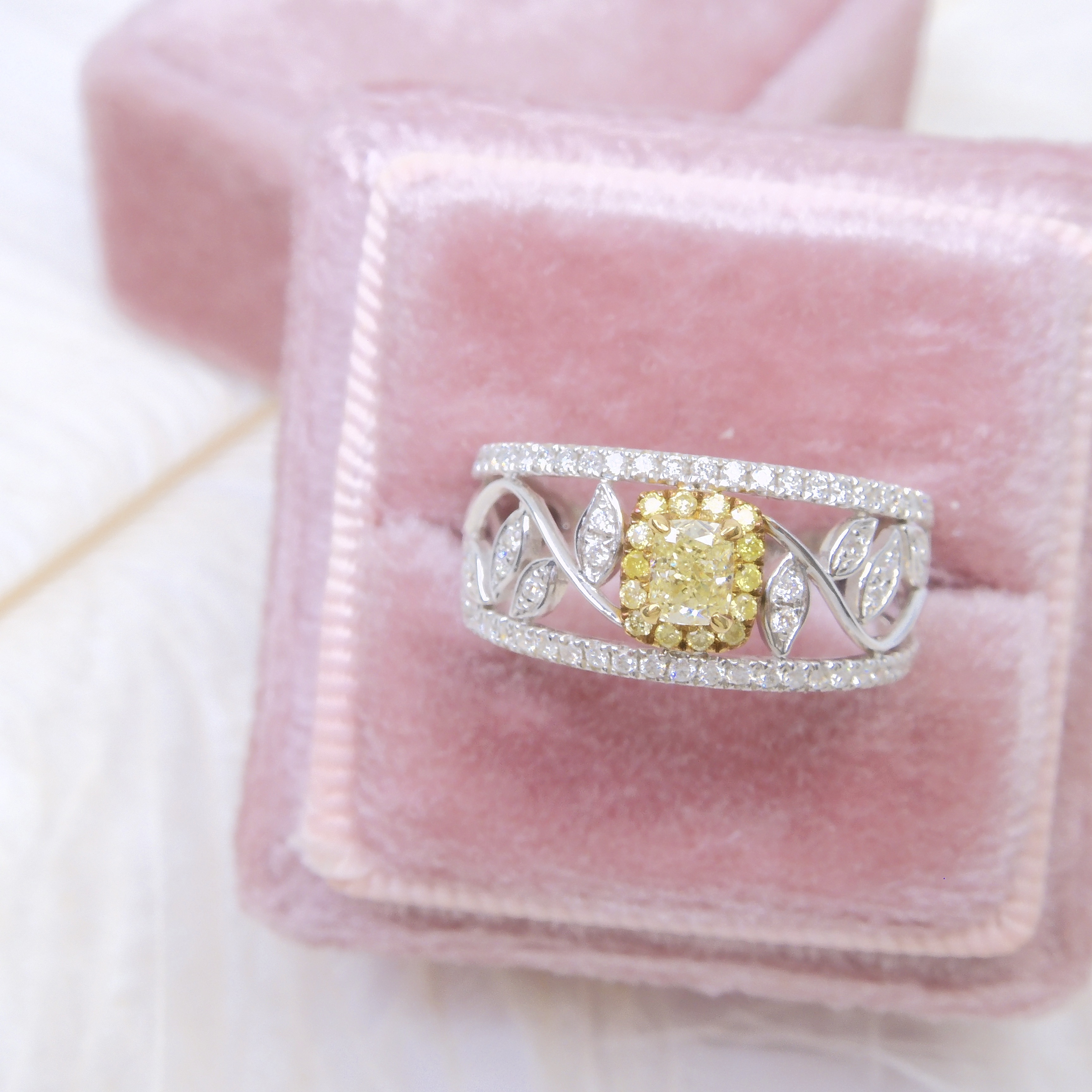 18K金 0.264ct 黃鑽戒指