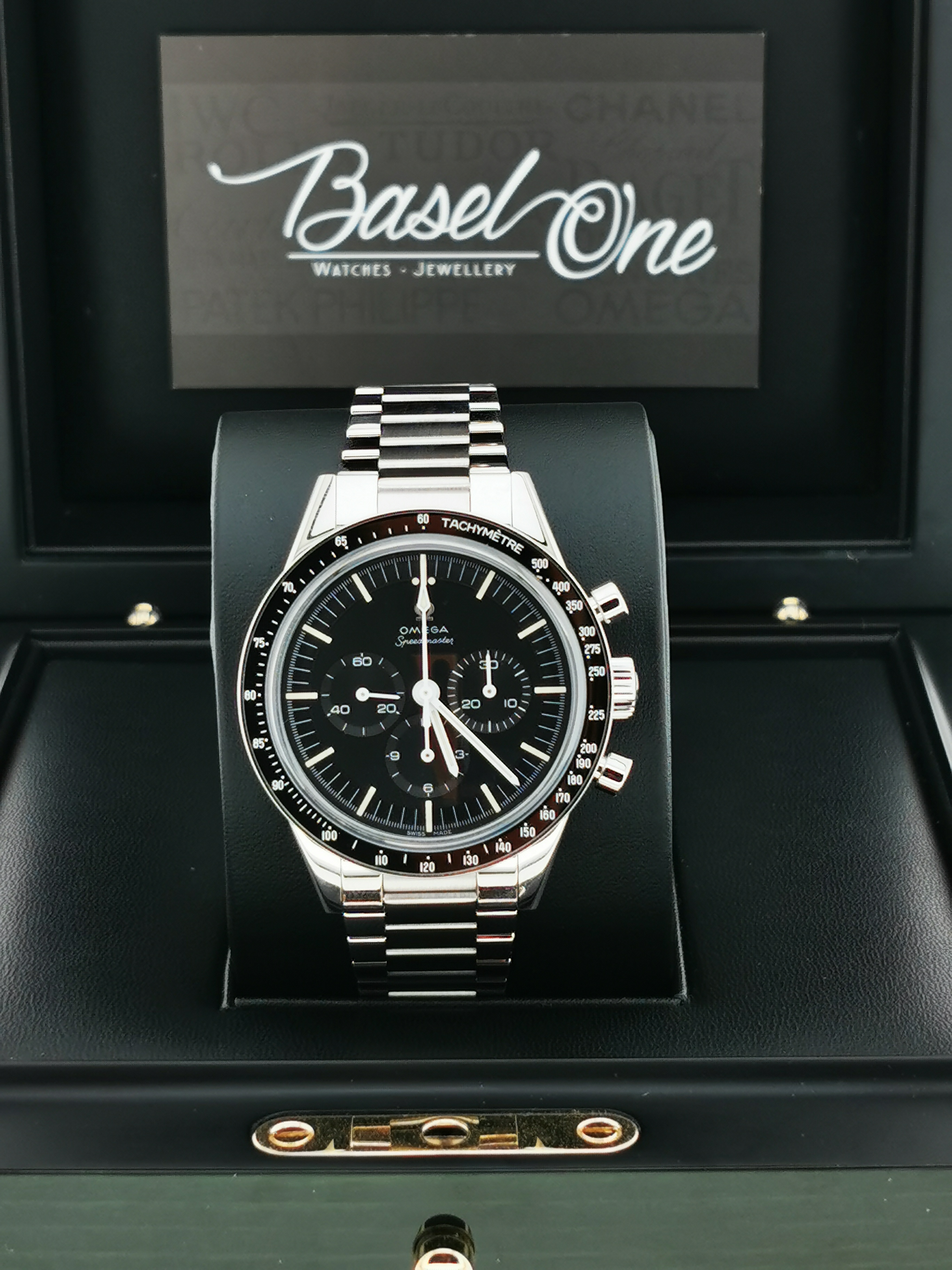 BRAND NEW OMEGA SPEEDMASTER CALIBRE 321 BLACK DIAL 311.30.40.30.01.001 31130403001001 STEEL 40 MM
