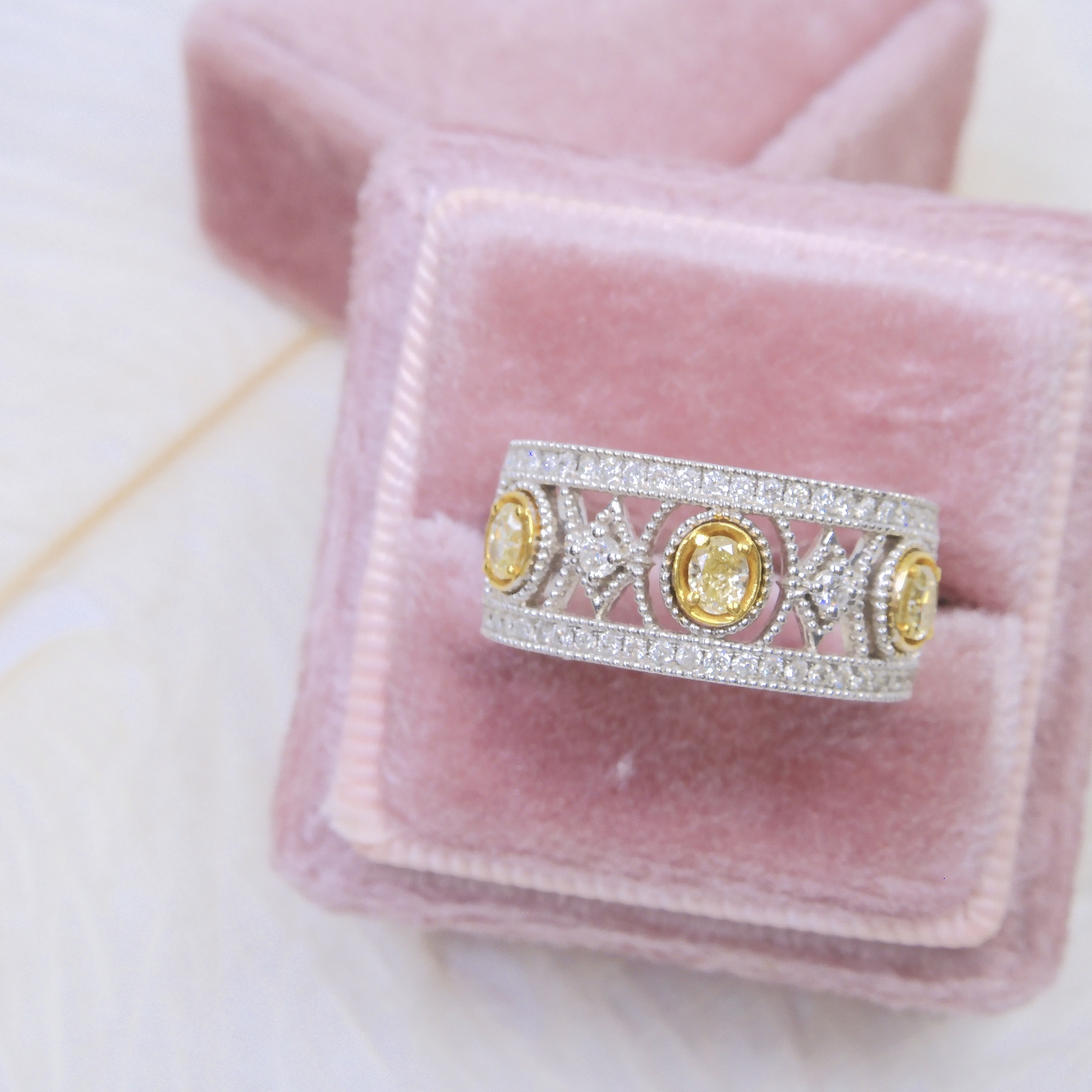 18K金 0.324ct 黃鑽戒指