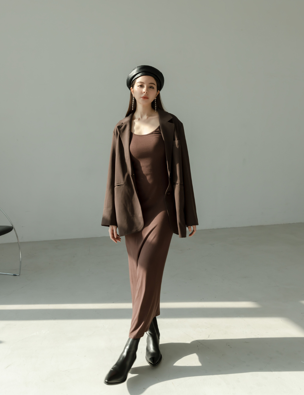 微辣細肩帶親膚長洋（咖色/2尺寸）