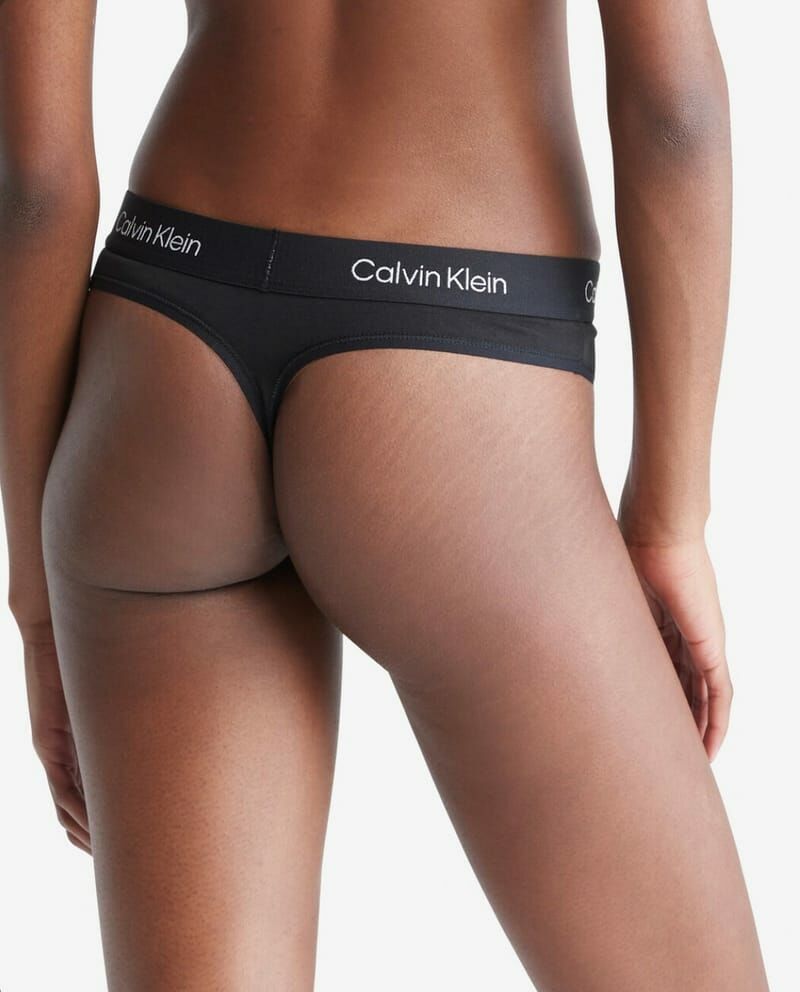 Calvin Klein 1996 Modern Thong 黑色丁字褲 (QF7221E-UB1)
