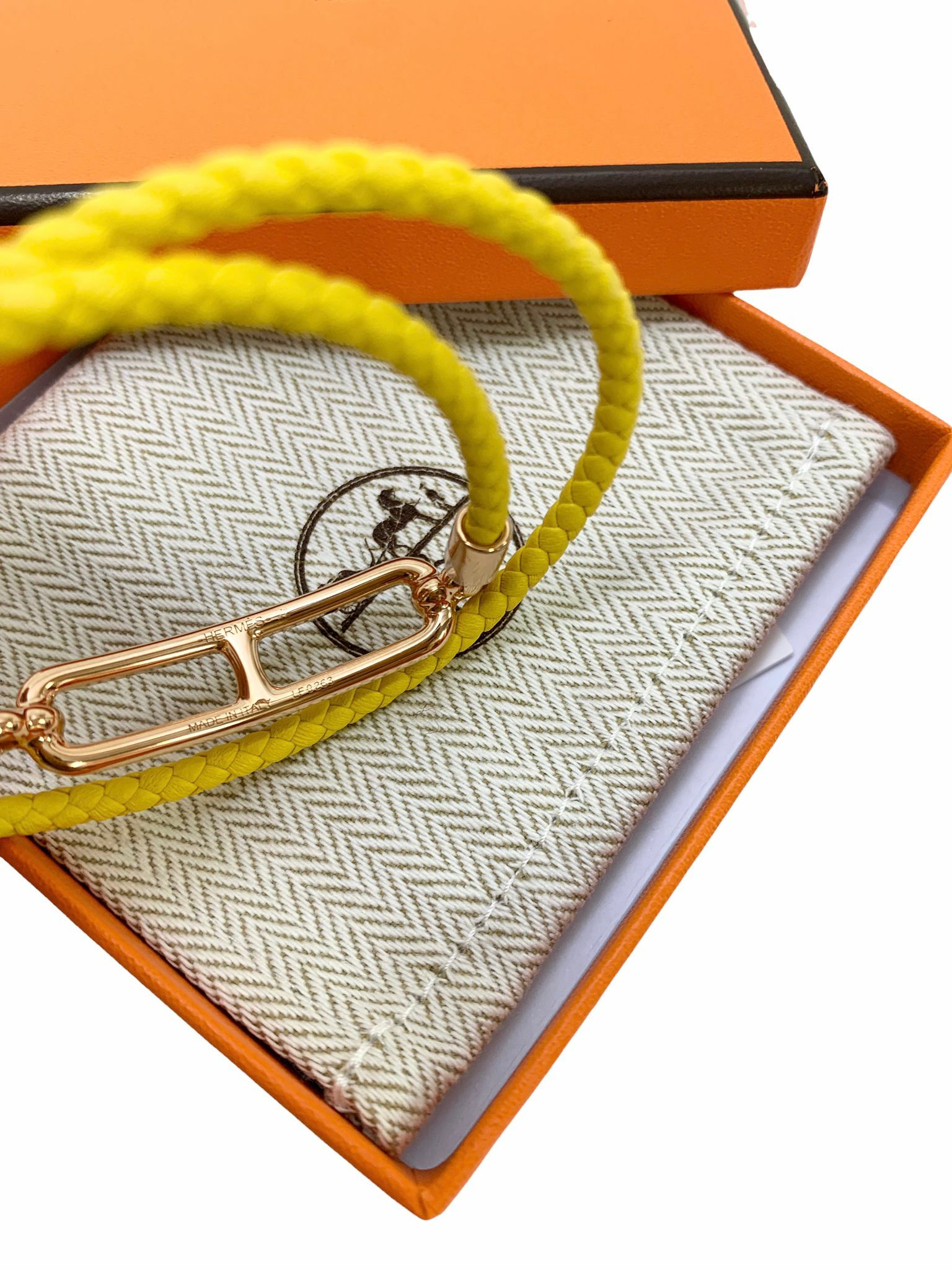 全新HERMES手繩/手帶 9O Jaune De Naples 那不勒斯黄色織皮/玫瑰金 T3 Roulis Double Tour bracelet H071727F #BRAND NEW #香榭站正品