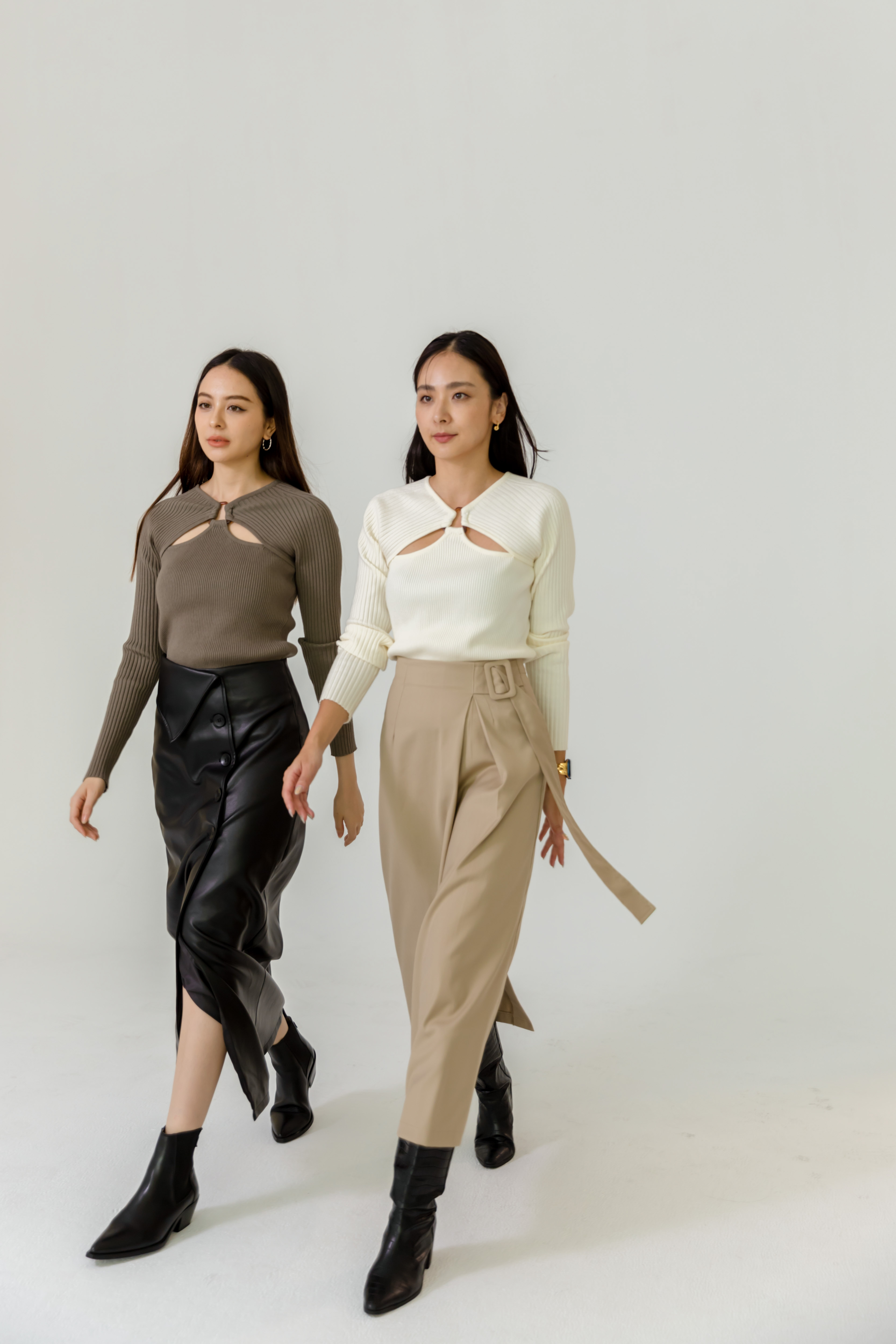 側扣環造型西裝裙（卡其色/3尺寸）