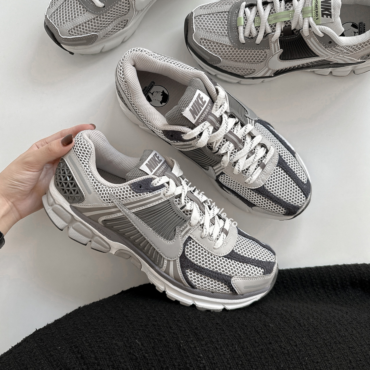 NIKE ZOOM VOMERO 元祖灰 低飽和灰 奶油底 男鞋 FD0791-012 / 現貨