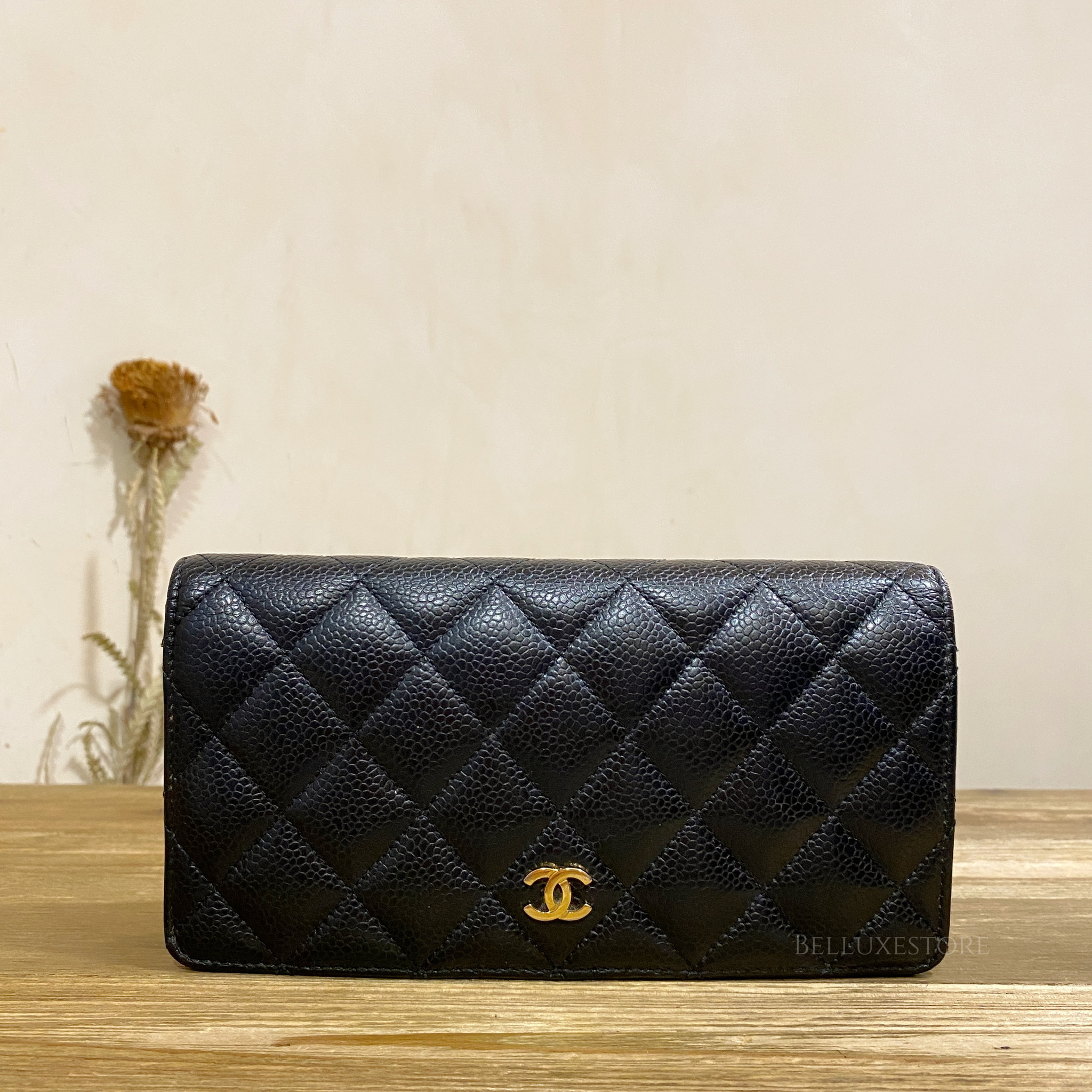 [Preowned] Chanel classic long wallet flap caviar