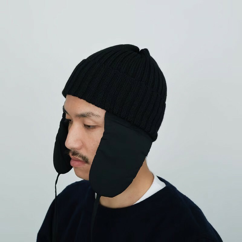 UNTRACE - EARMUFF BEANIE / 2COLORS