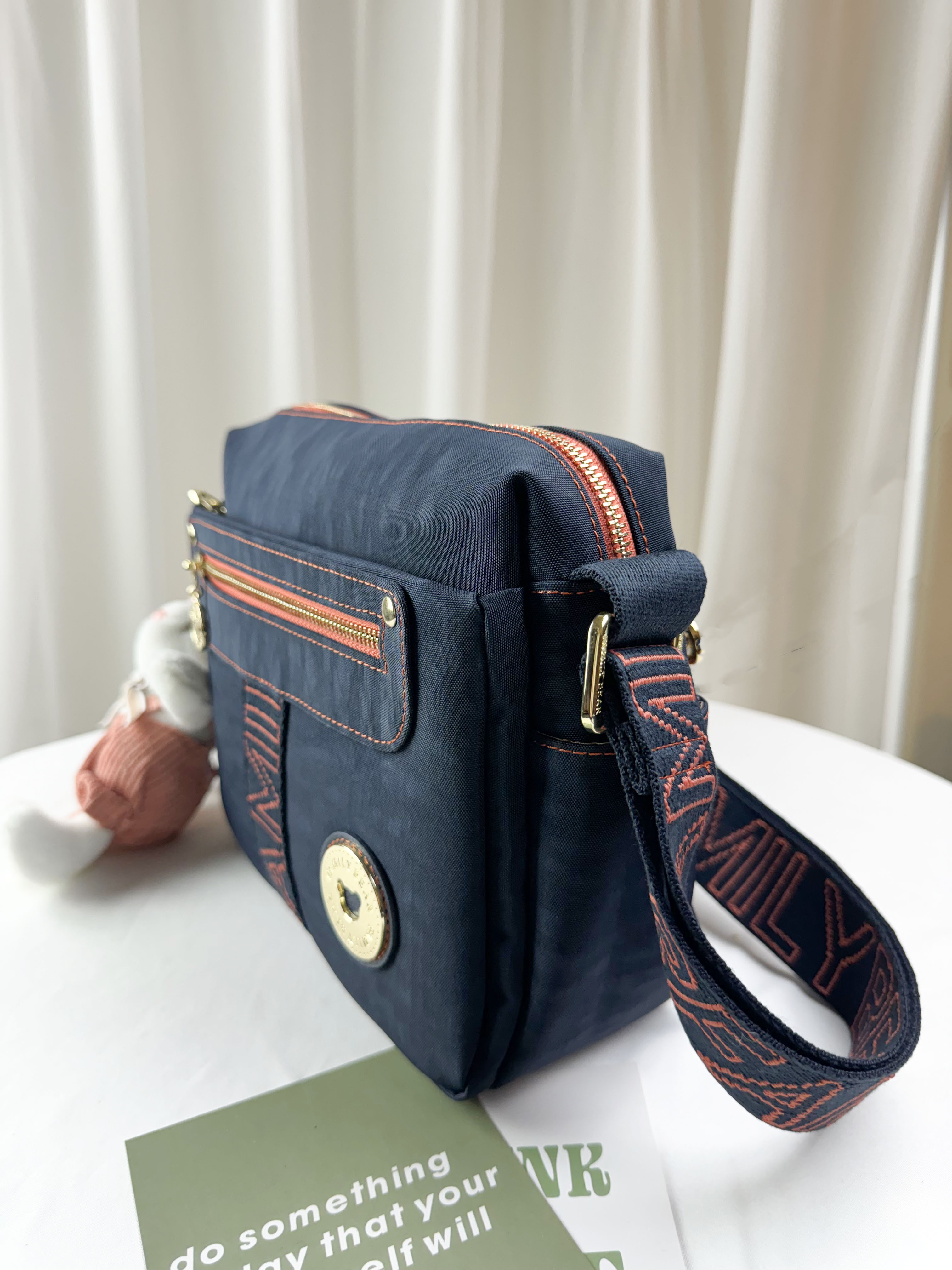 FamilyBear 藍橙織帶防潑水側背包 附兔兔吊飾 #29295