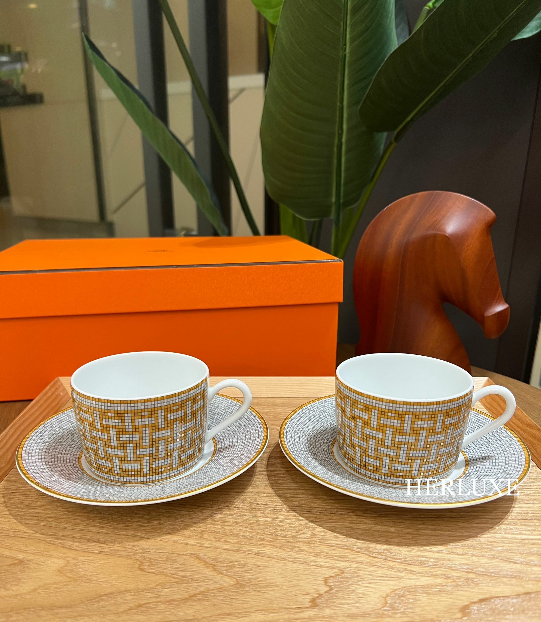 Mosaique au 24 茶杯碟套裝 金色