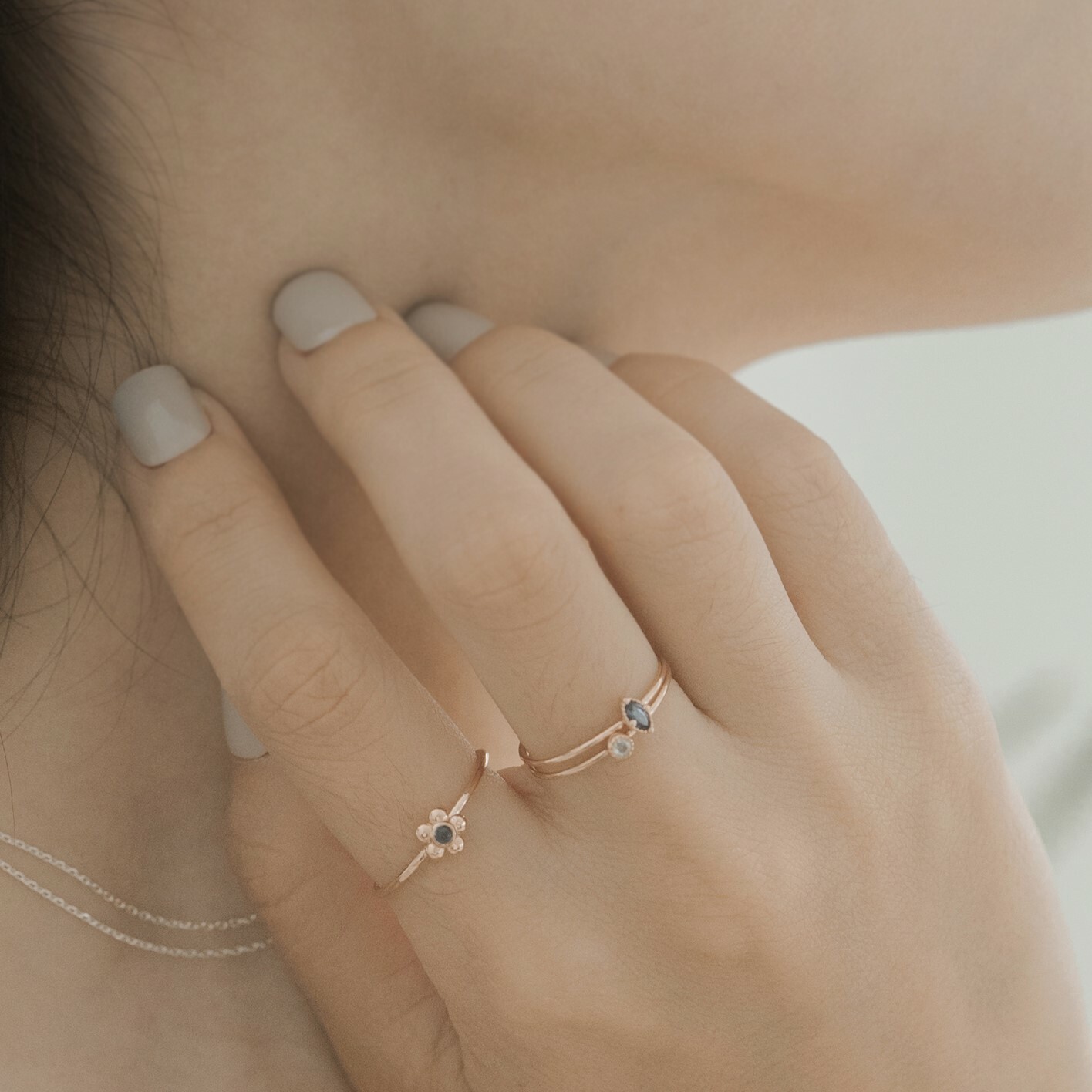 小圓月光石戒指