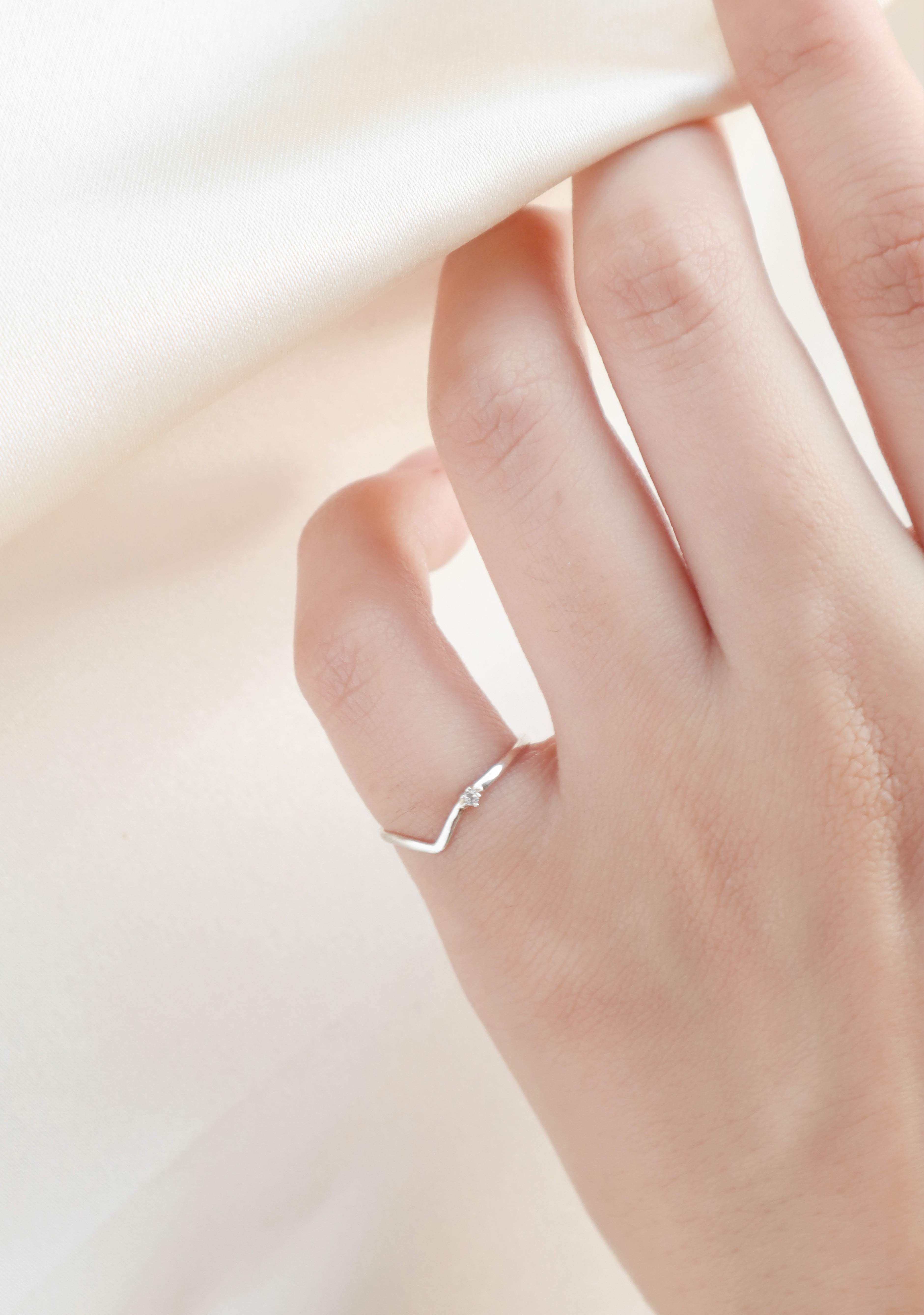 Silver/璀璨微笑V型尾戒