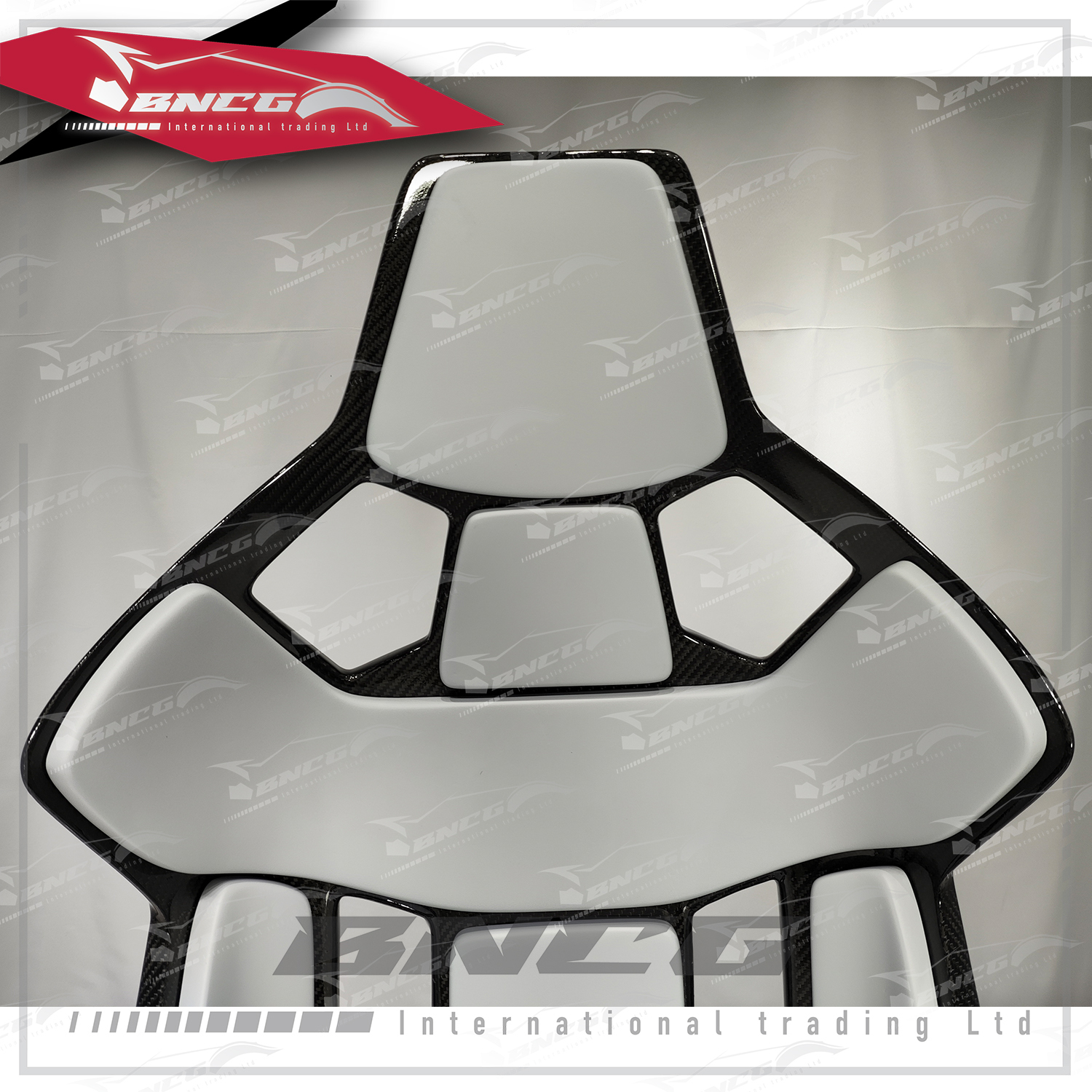 乾式碳纖維 超級輕量化 賽車 桶椅 全廠牌 全車系 通用 客製化 LOGO 顏色