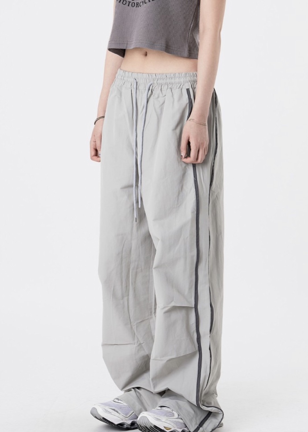 RAUCOHOUSE 側邊條設計 傘兵尼龍長褲（5 COLOR）