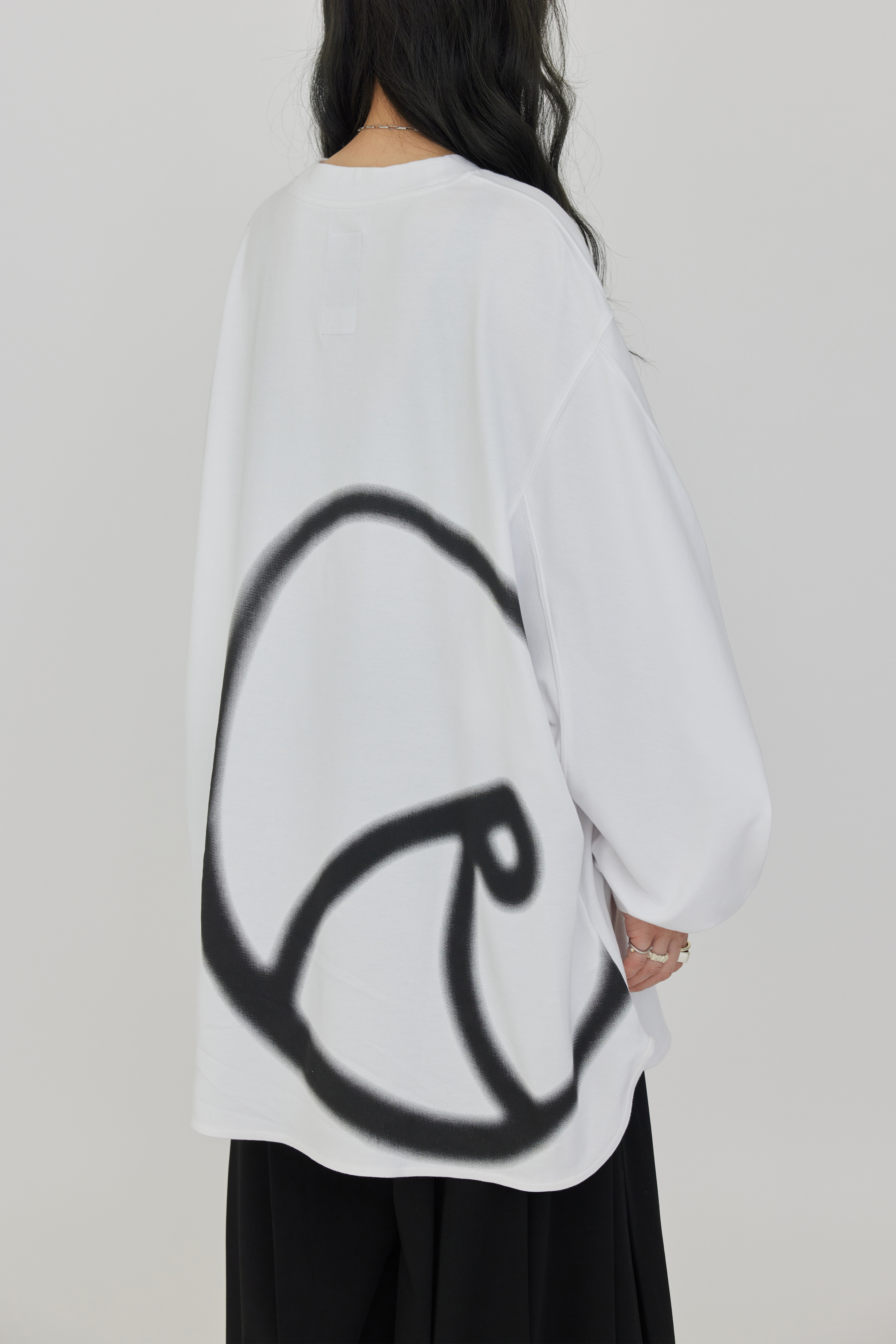 RETEM03 Spray-Paint Tee | White